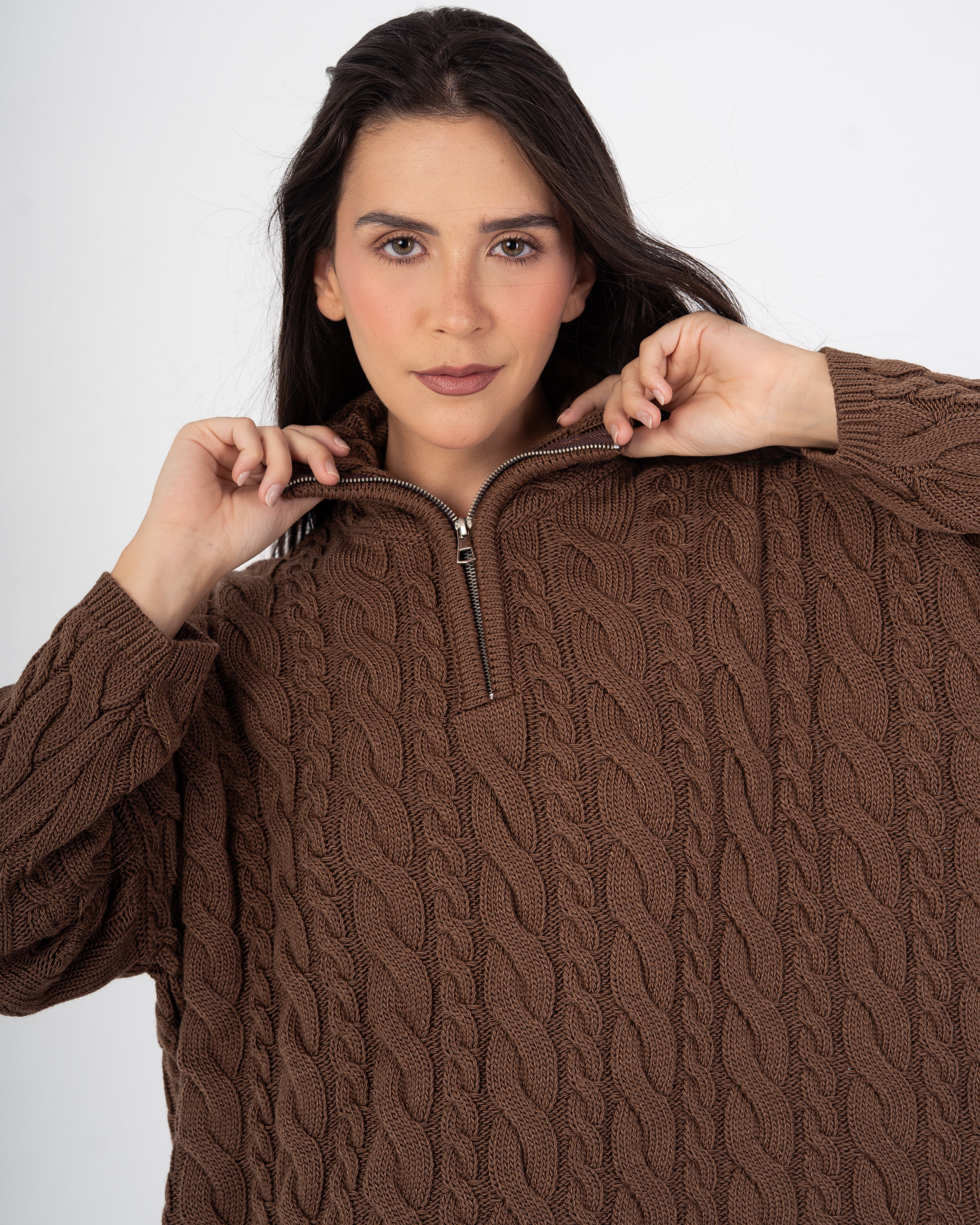 Knitwear Pullover – Braided Pattern (With Zipper Neck)