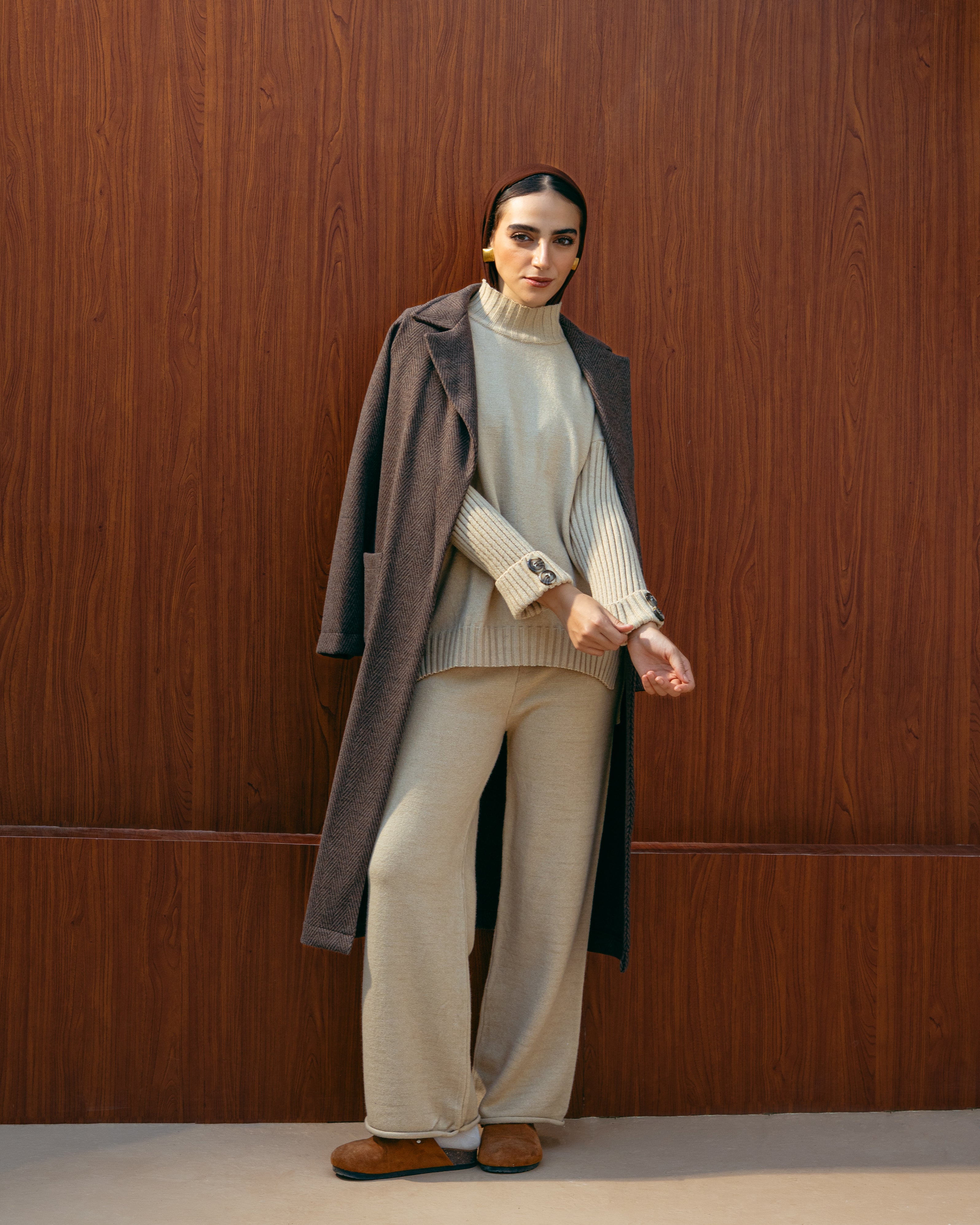 Knitwear Suit – Plain With Folded Sleeves (With Buttons)