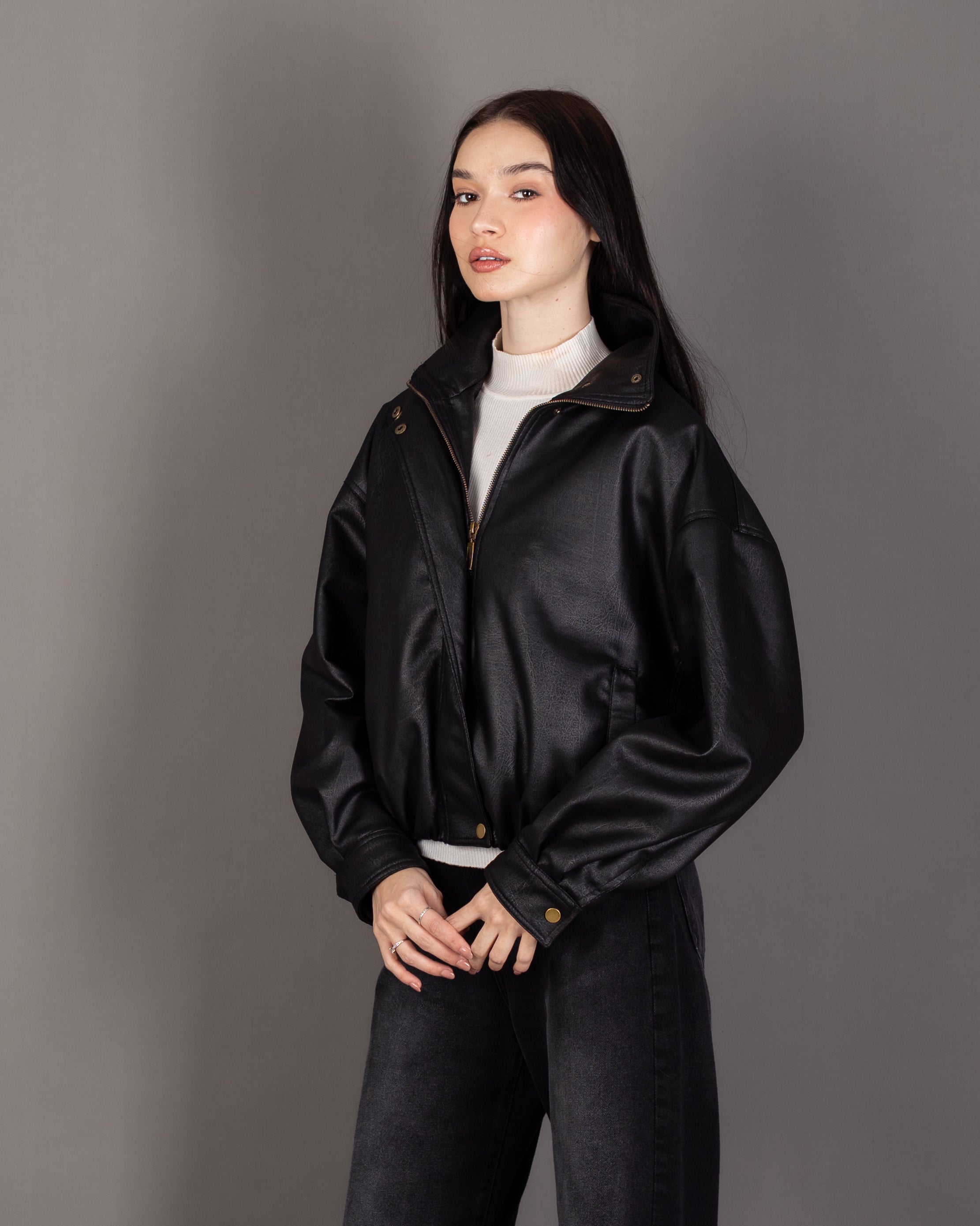 Plain Zip-Up Jacket With Snap Collar