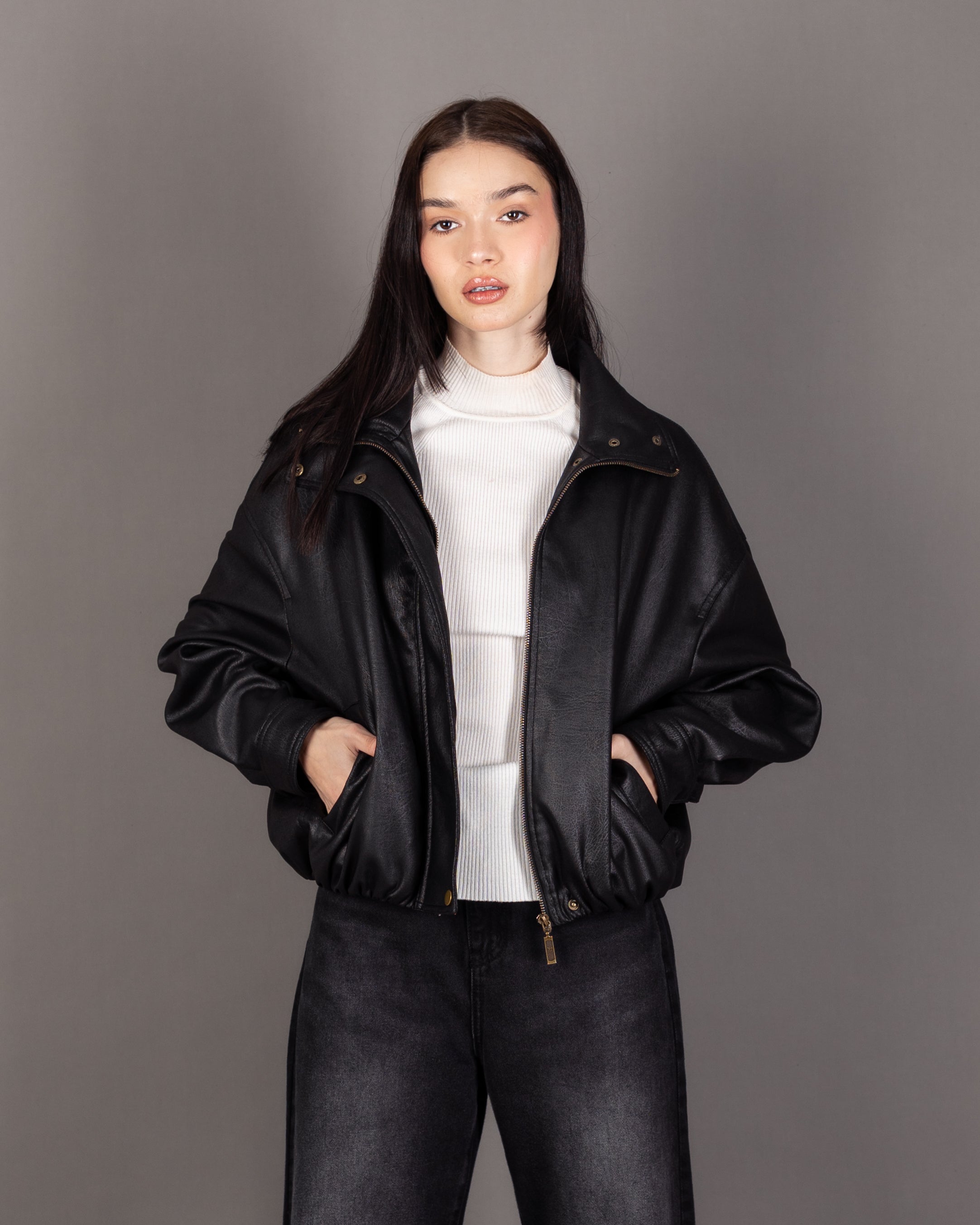 Plain Zip-Up Jacket With Snap Collar