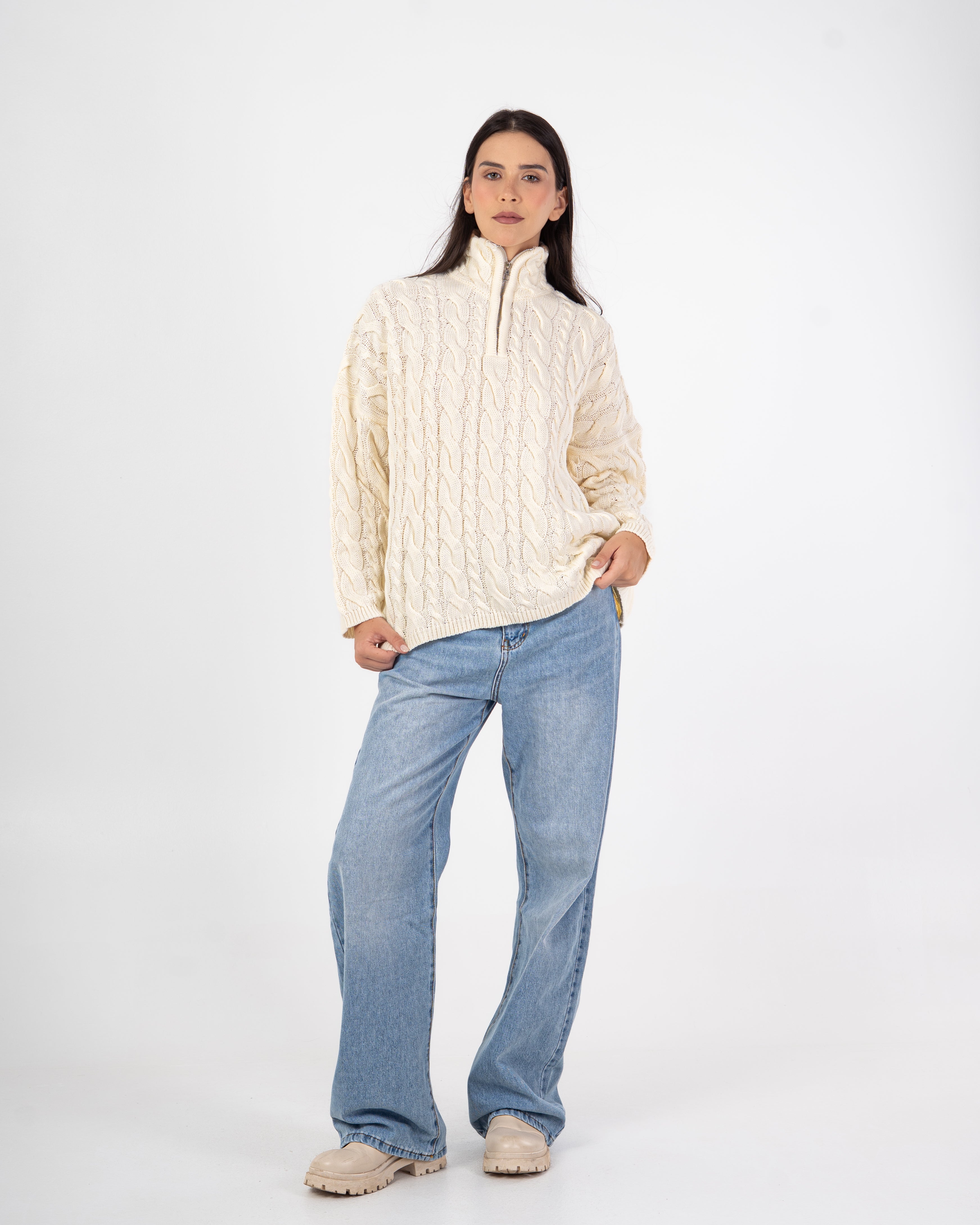 Knitwear Pullover – Braided Pattern (With Zipper Neck)