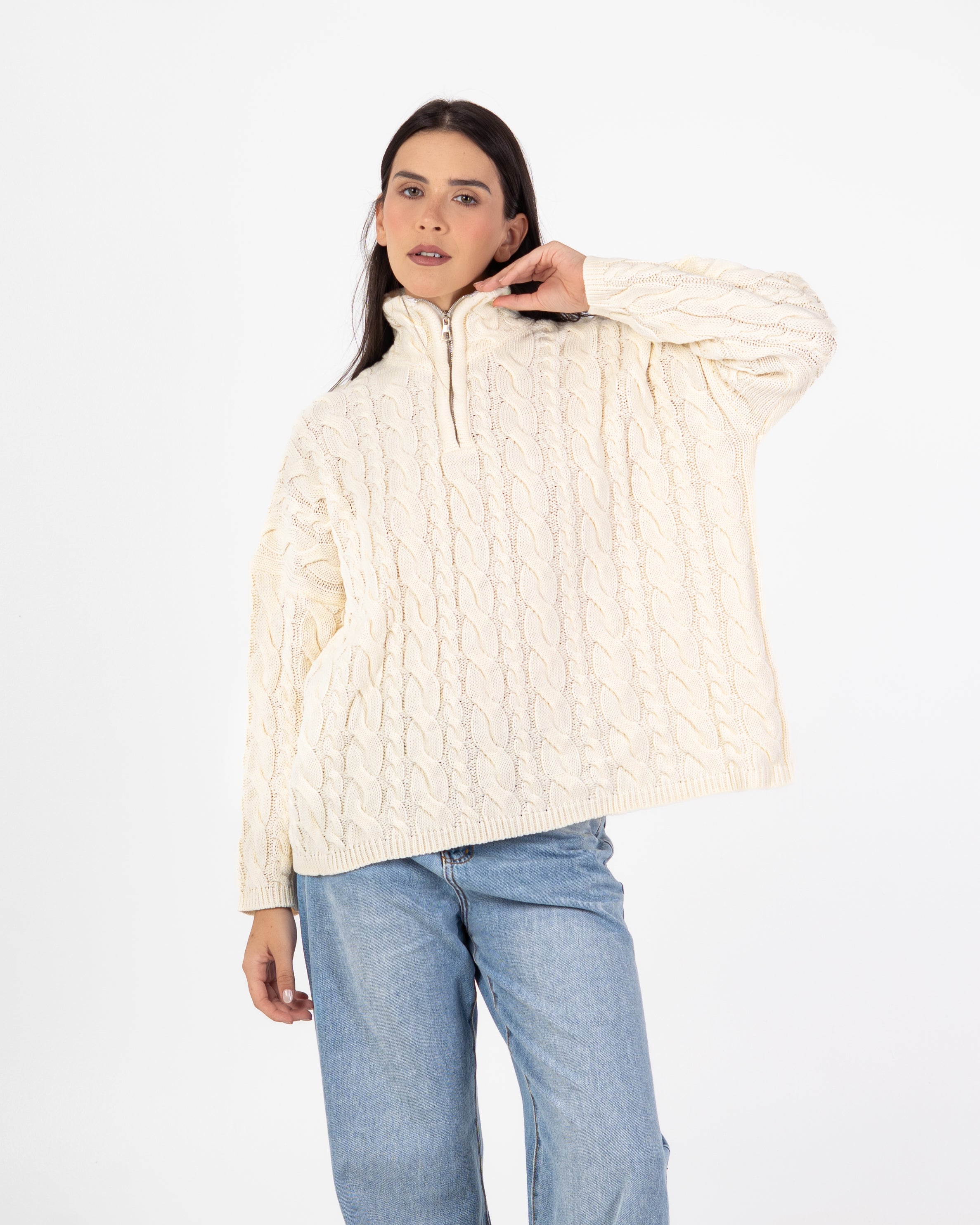 Knitwear Pullover – Braided Pattern (With Zipper Neck)