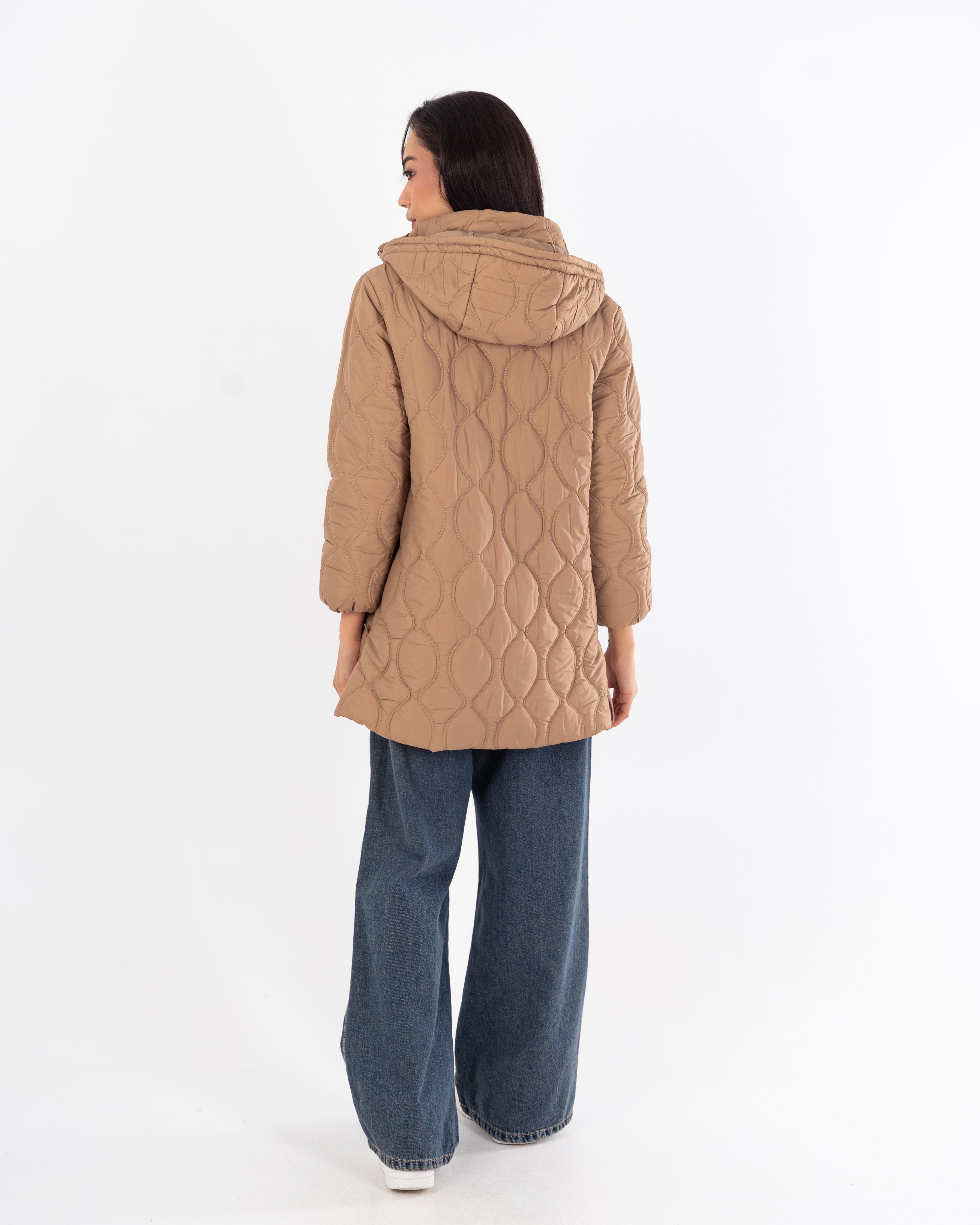 سترة مبطنة بغطاء رأس وسحاب