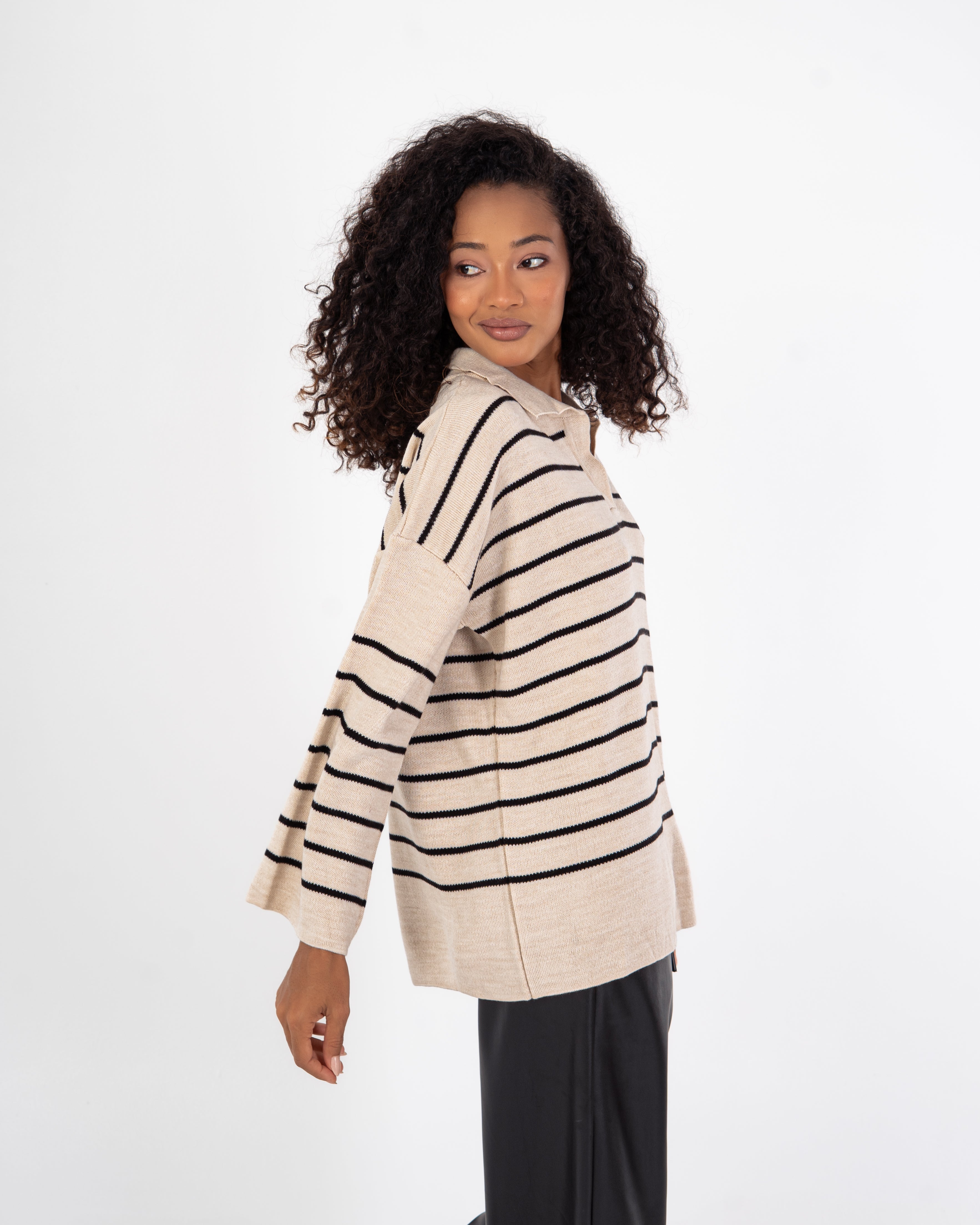 Knitwear Pullover – Horizontal Stripes