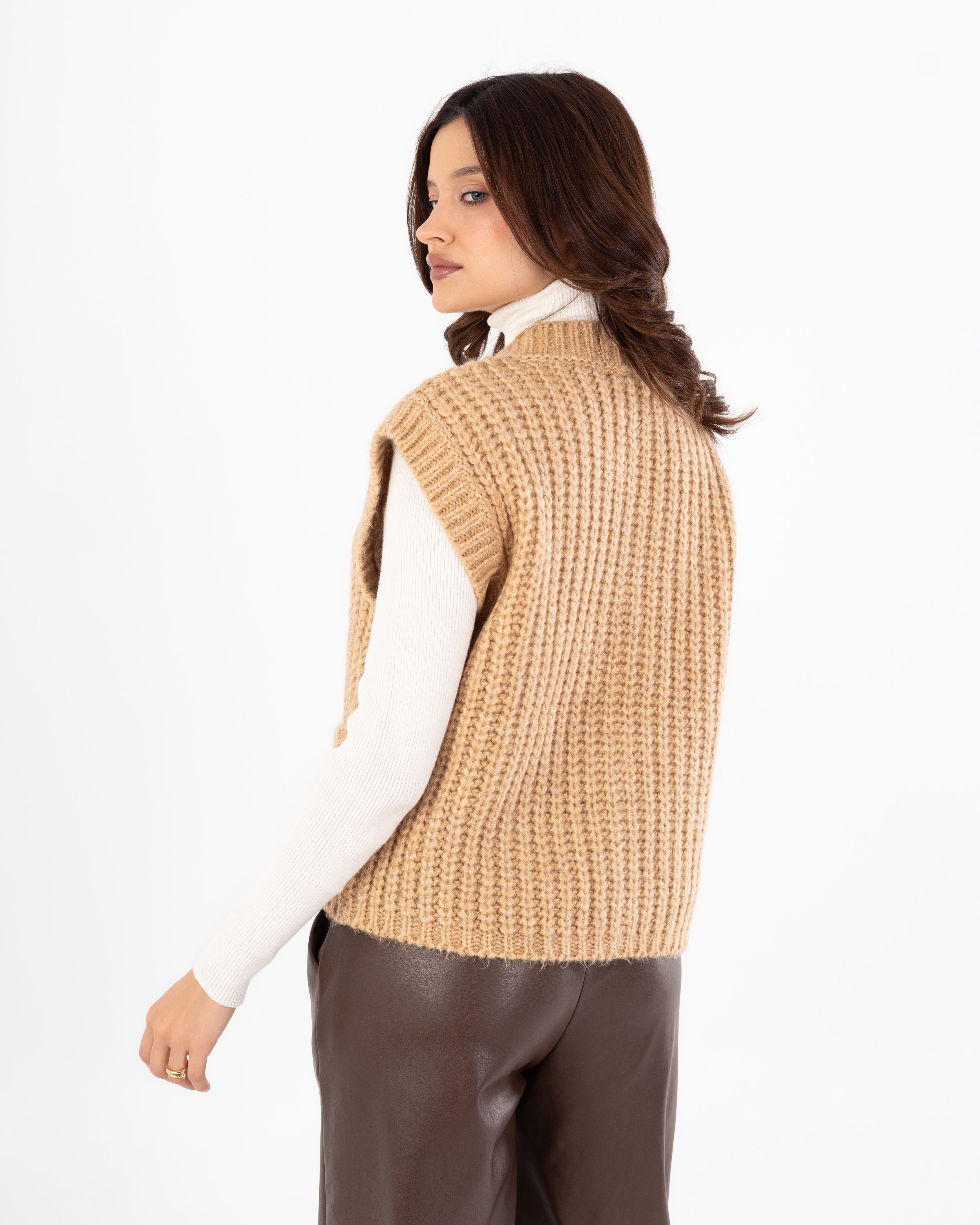 Knitwear Vest With Buttons - (Two-Pockets)