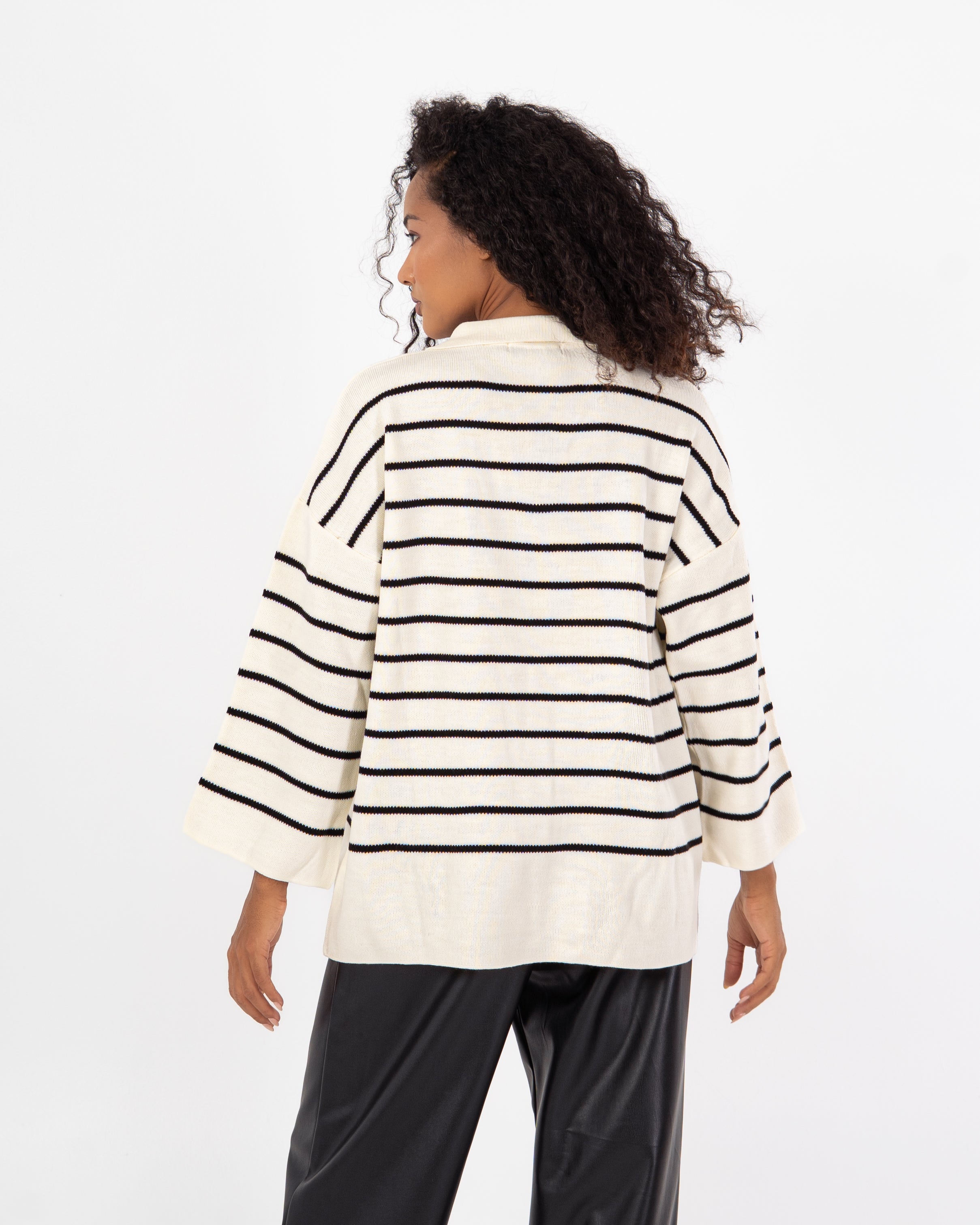 Knitwear Pullover – Horizontal Stripes