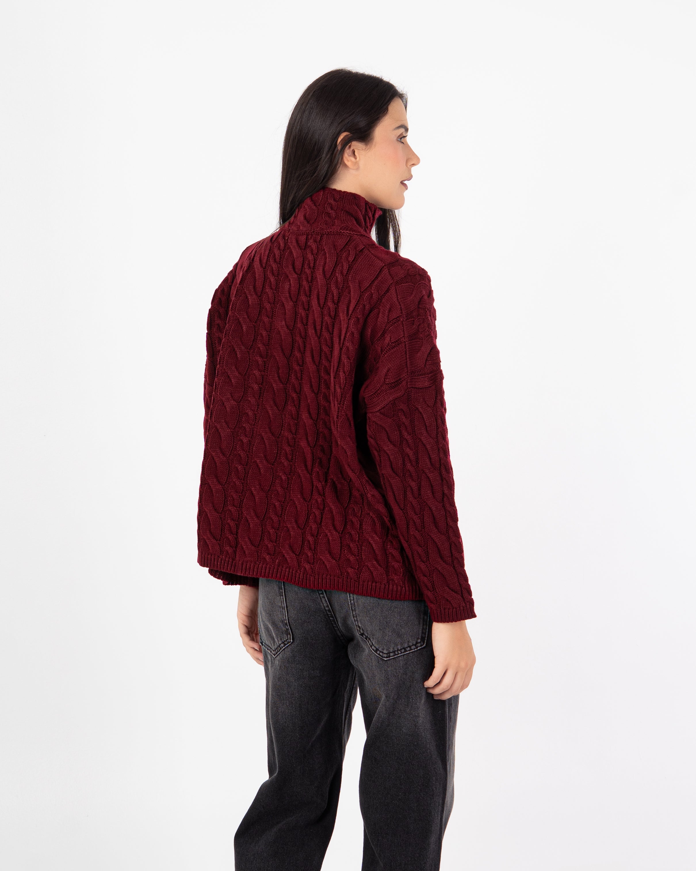 Knitwear Pullover – Braided Pattern (With Zipper Neck)