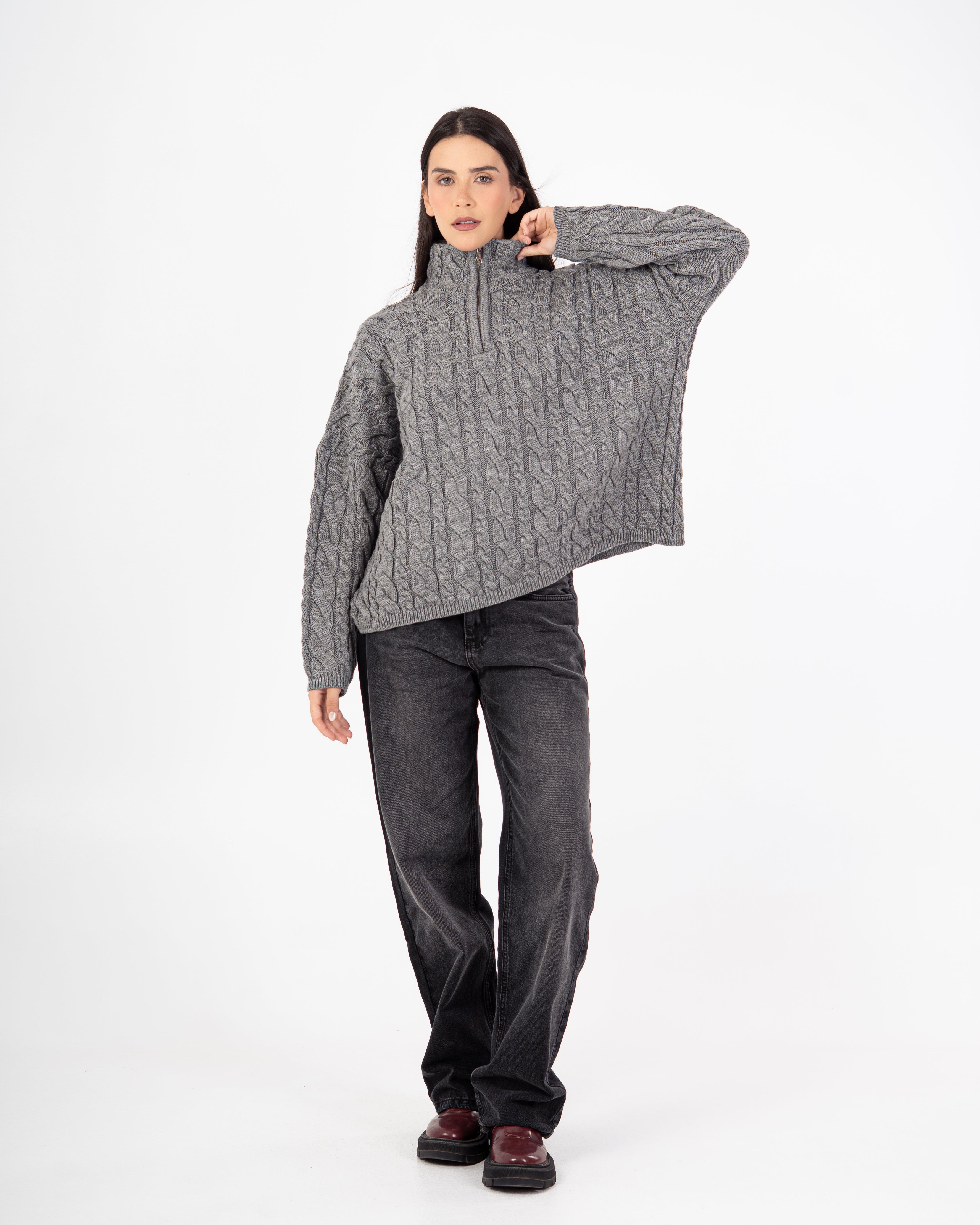 Knitwear Pullover – Braided Pattern (With Zipper Neck)