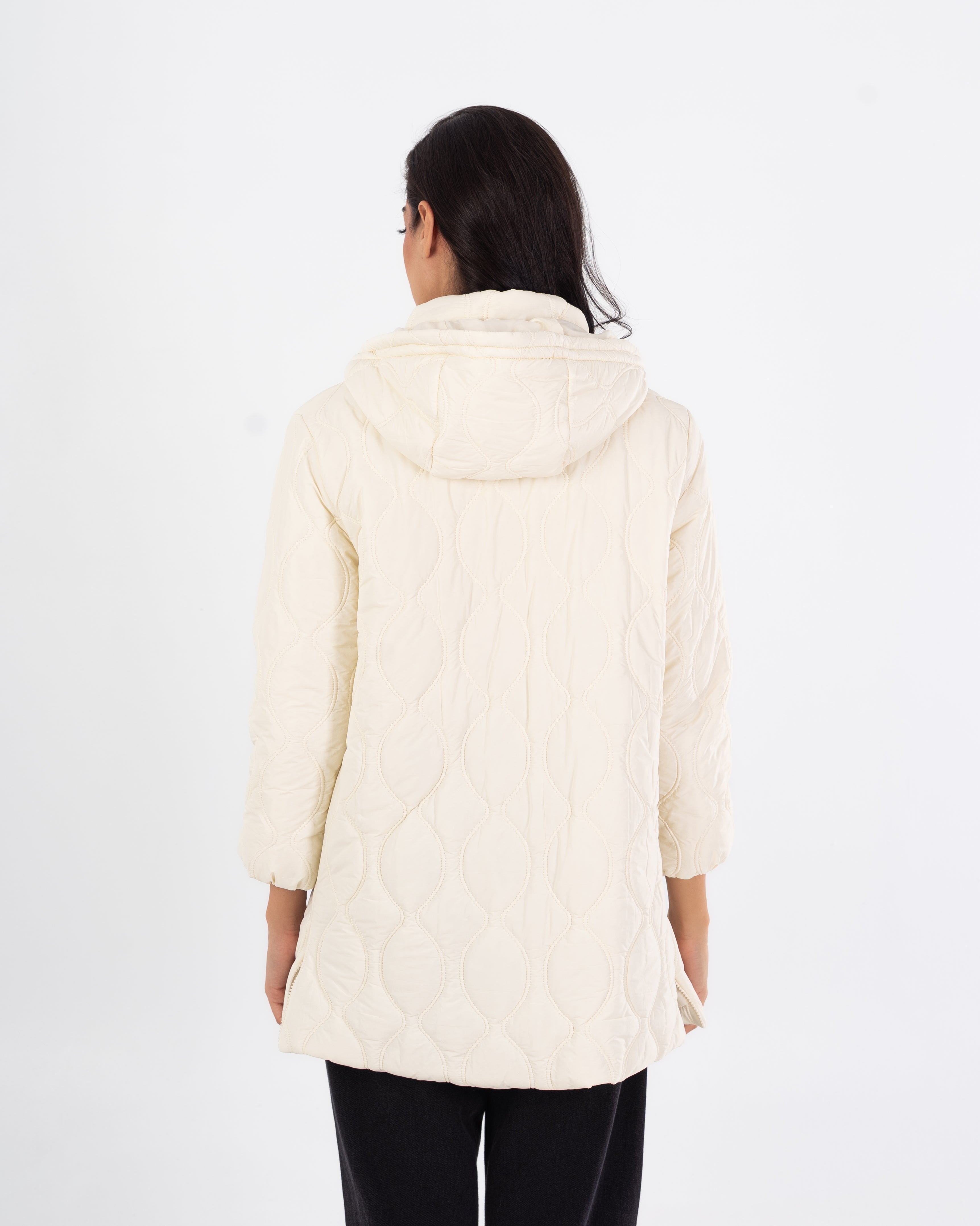 سترة مبطنة بغطاء رأس وسحاب