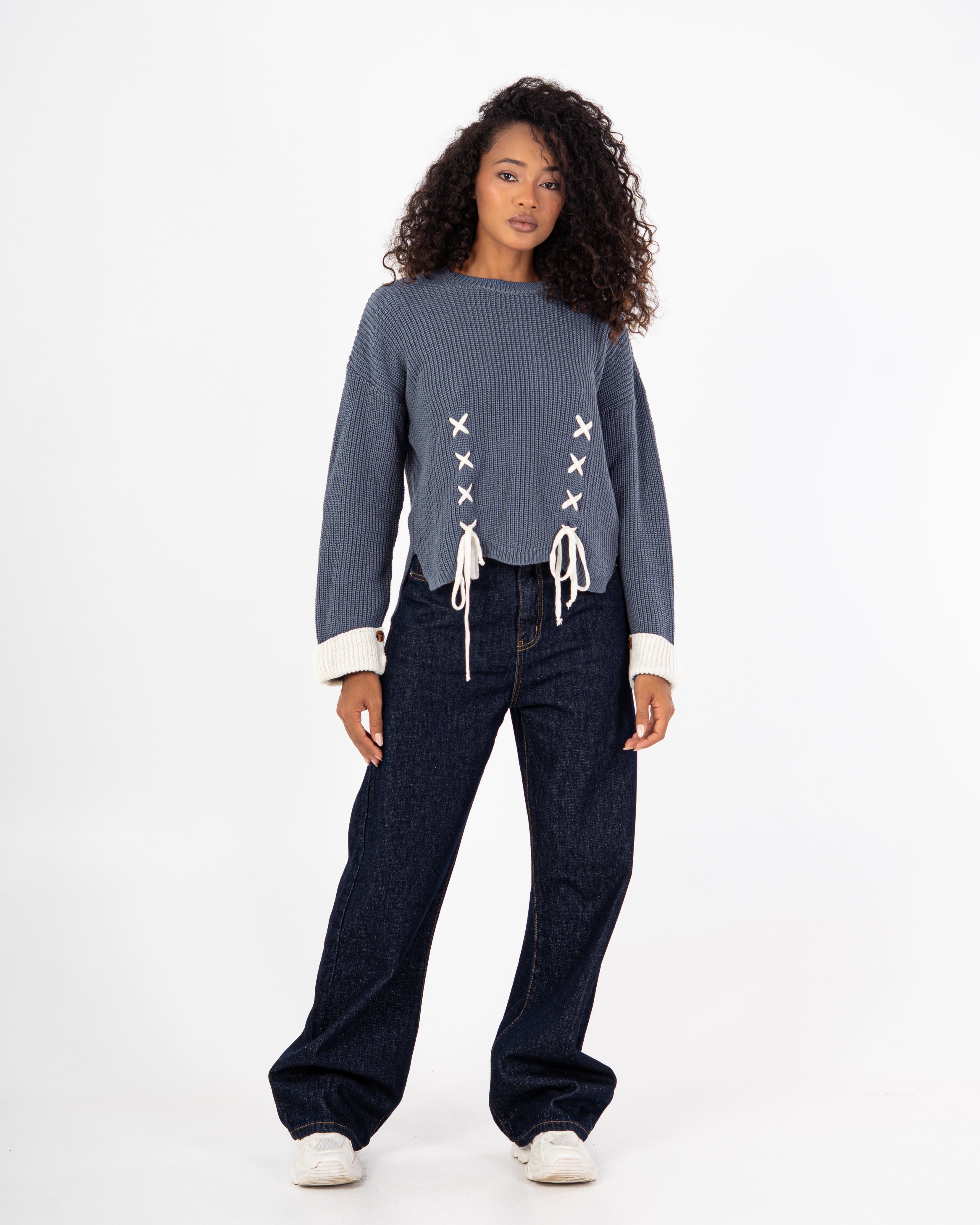 Knitwear Pullover – With Tie (Folded Sleeves)