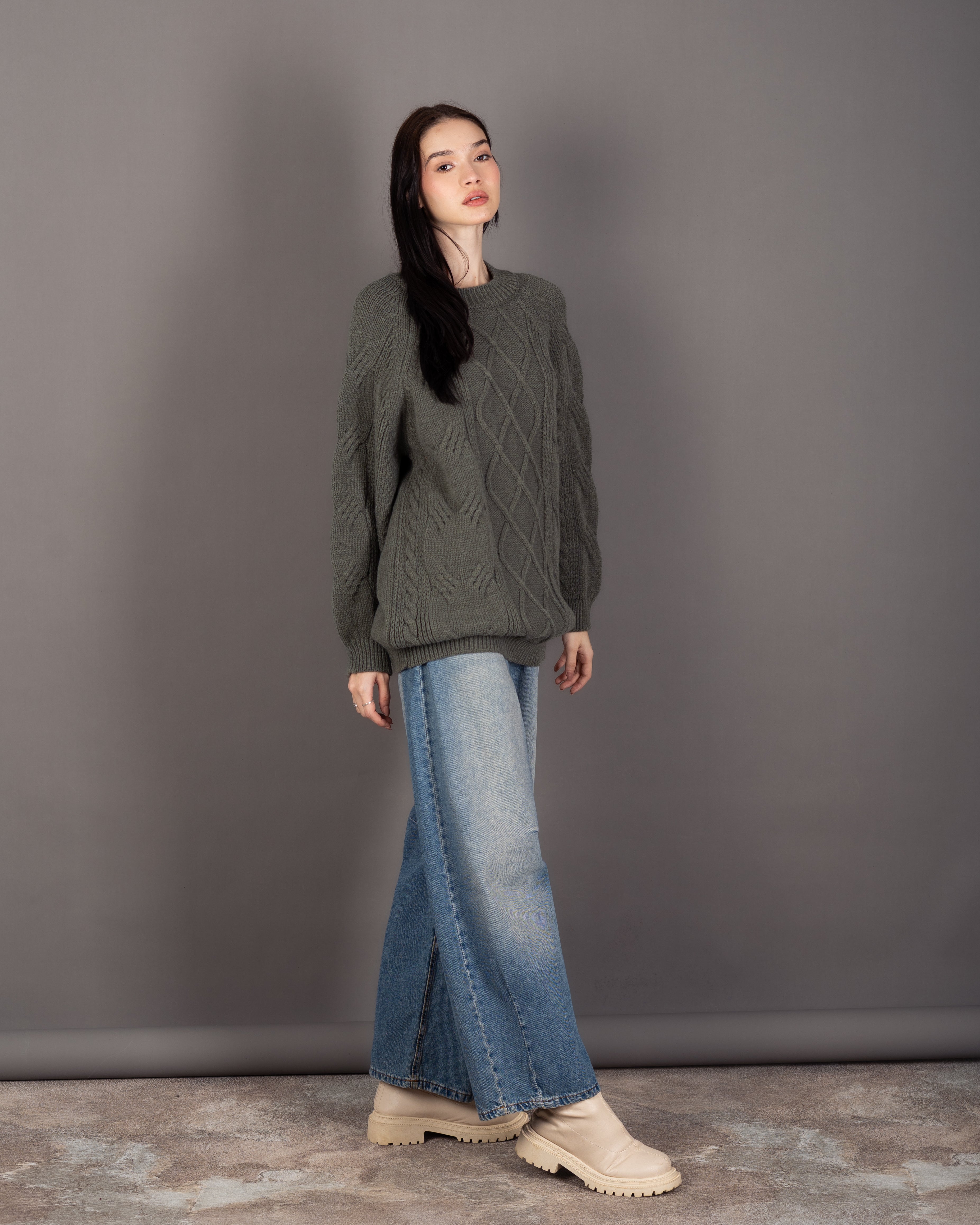 Long Knitwear Pullover - With Long Sleeves (Multiple Colors)