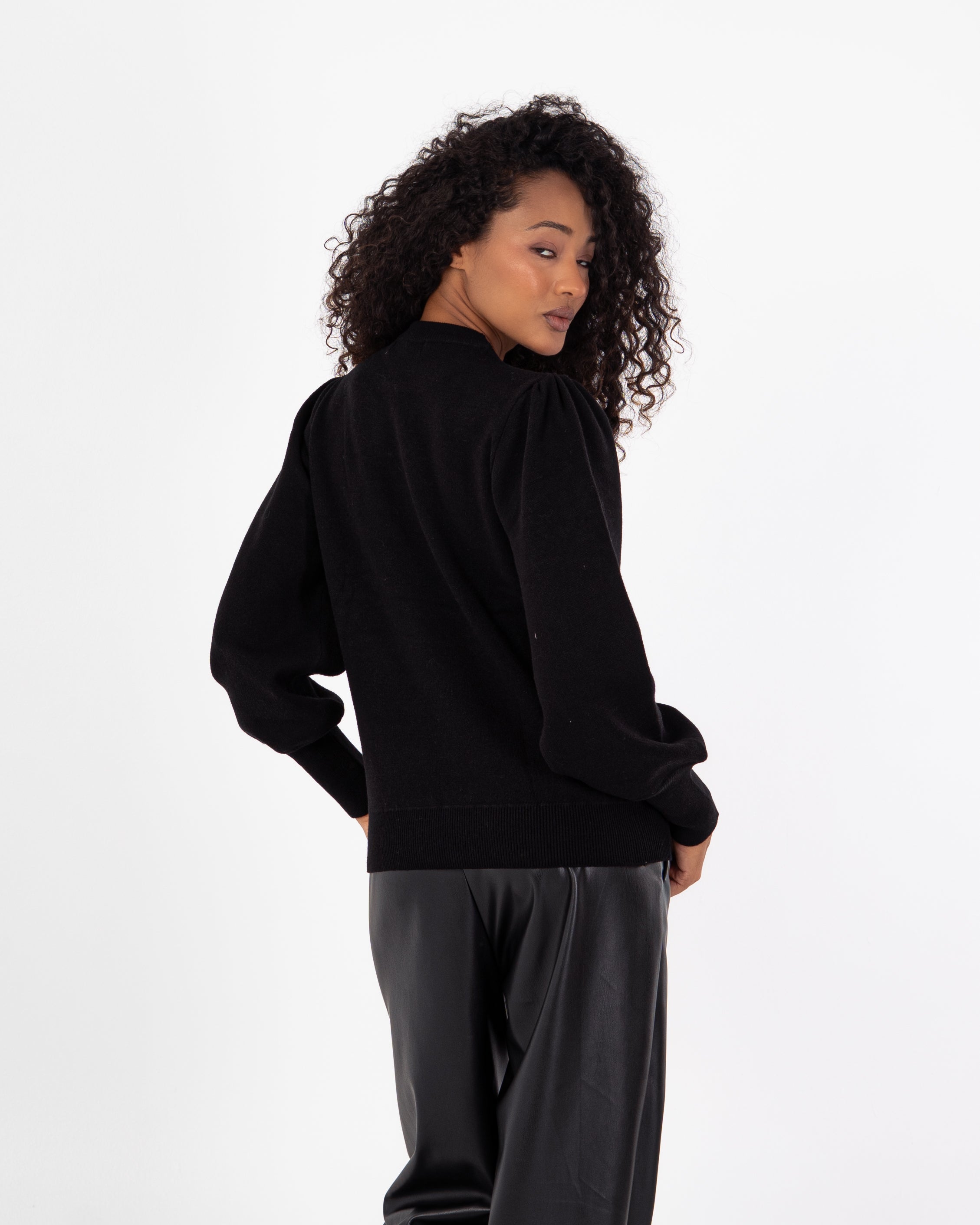 Basic Top – Plain With Elastic Sleeves