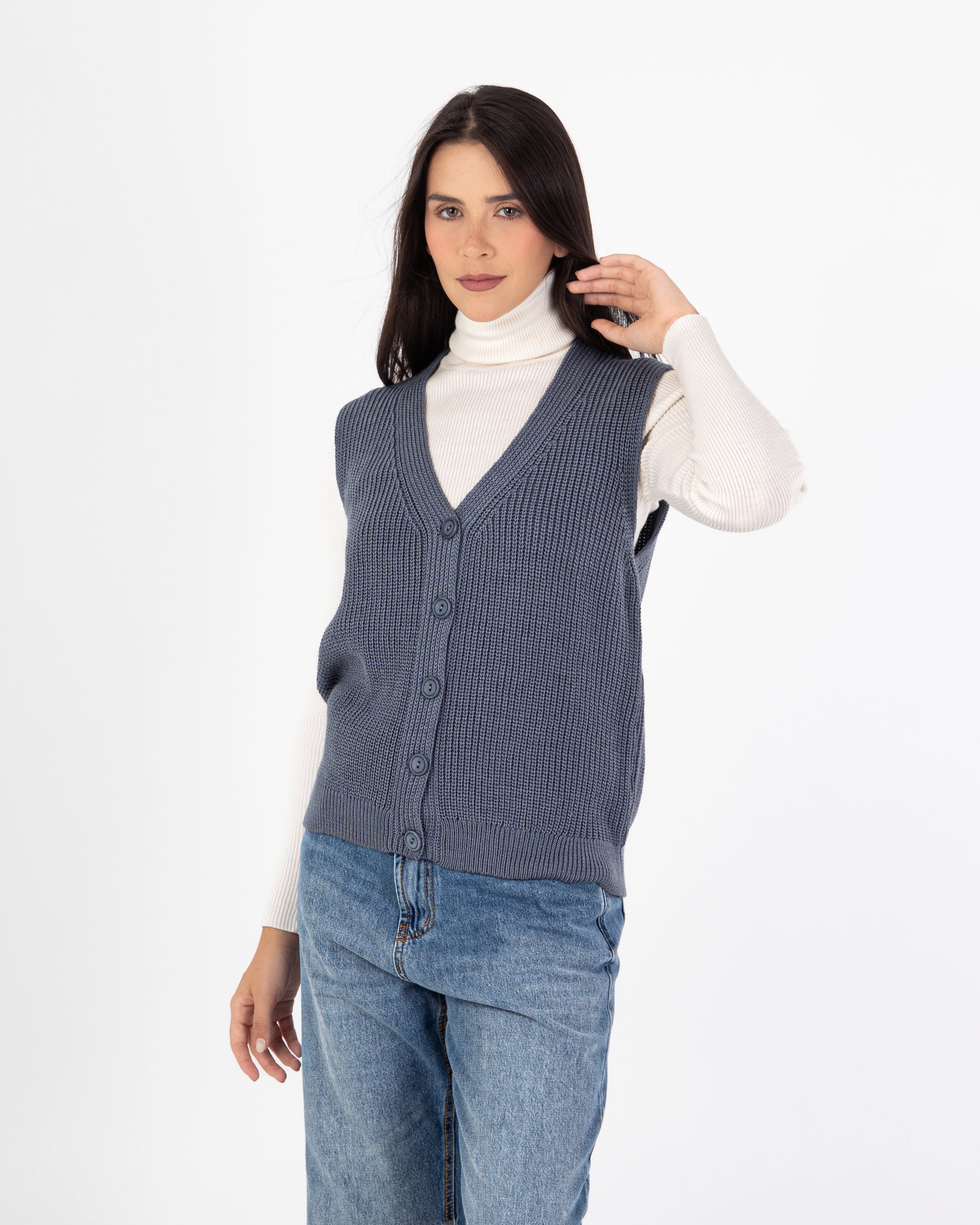 Knitwear Vest – Buttons (Wide Neck)