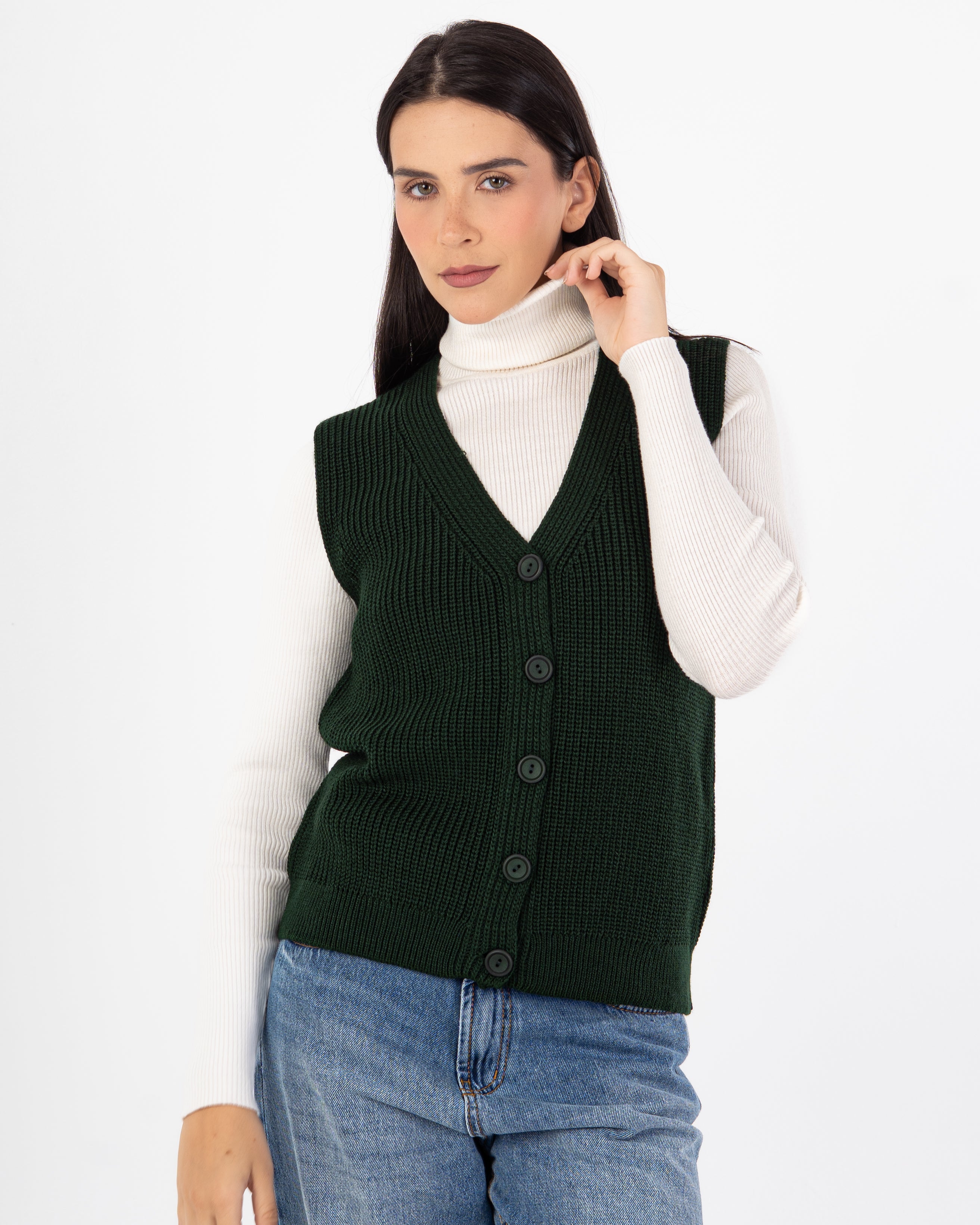 Knitwear Vest – Buttons (Wide Neck)