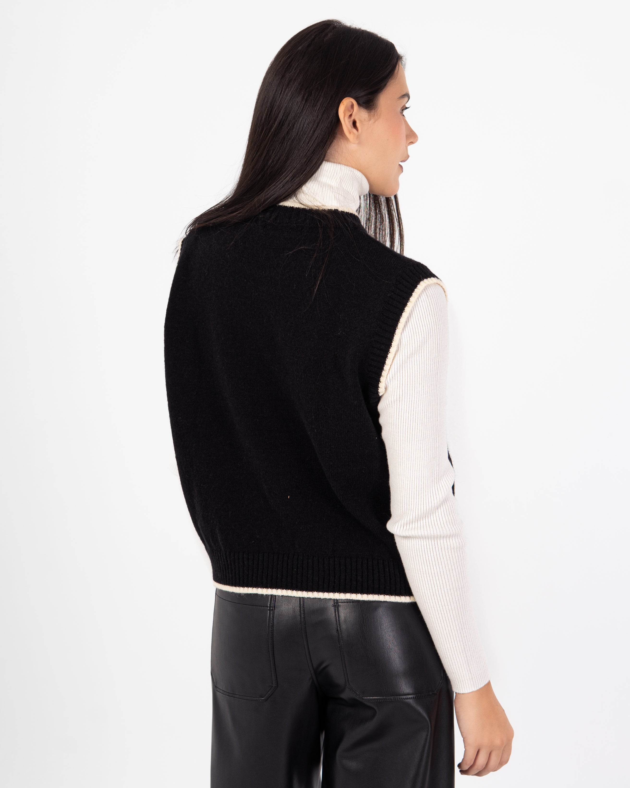 Knitwear Vest – Plain With Color Stripe