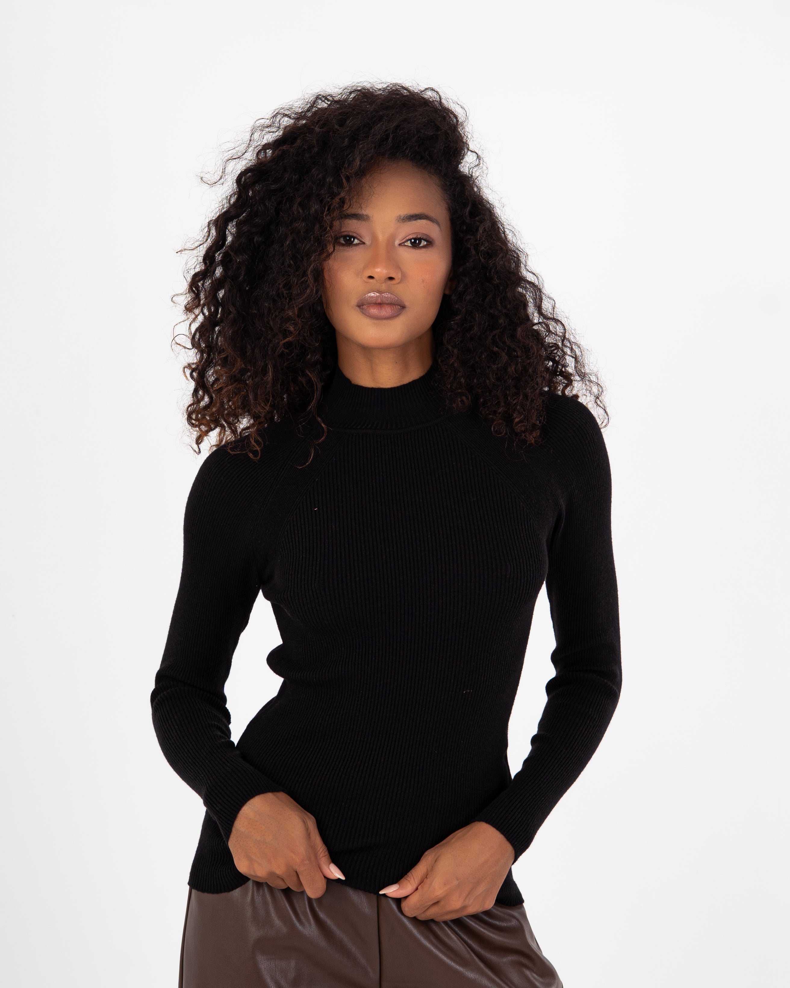 Basic (Half Neck) – Light Striped