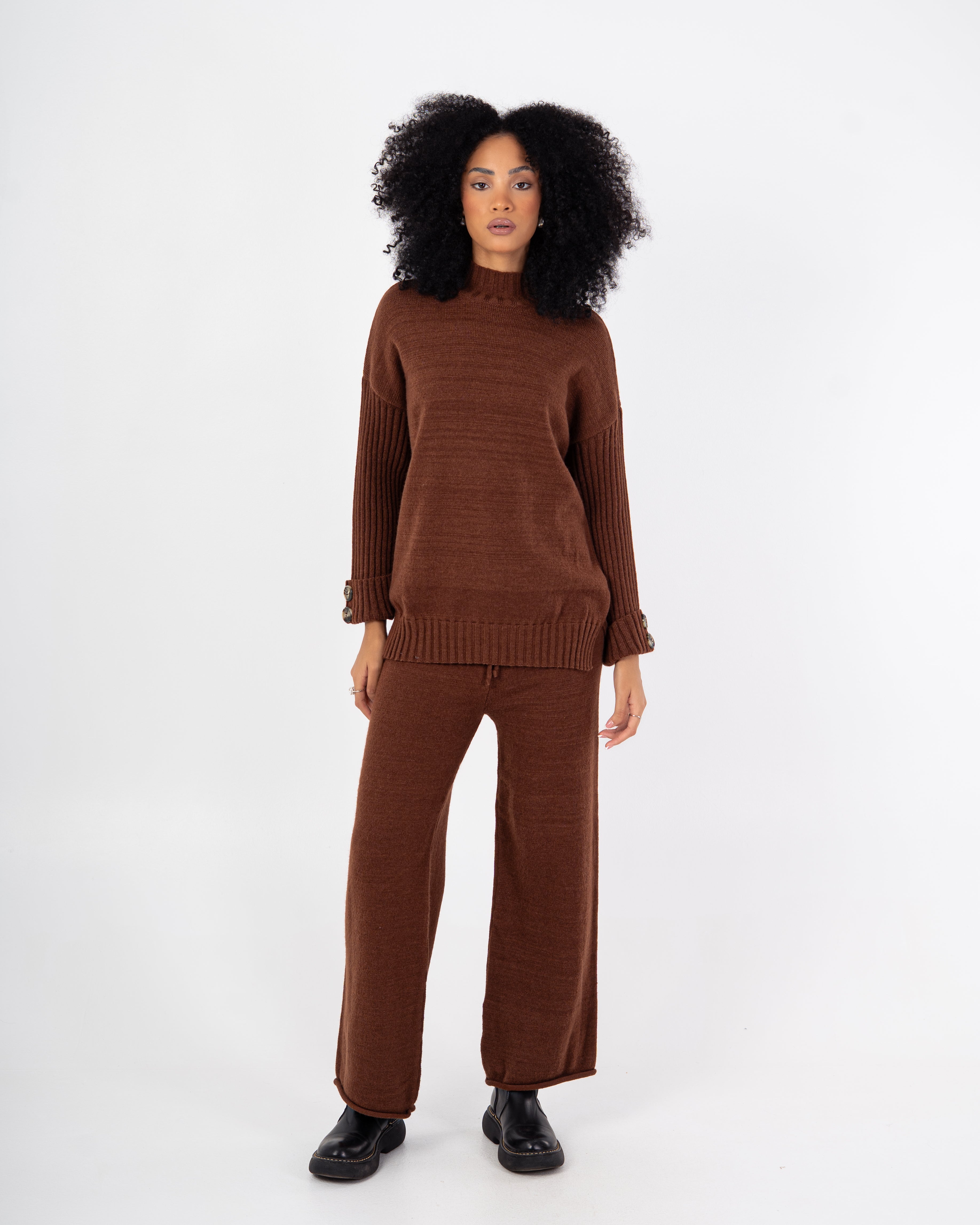Knitwear Suit – Plain With Folded Sleeves (With Buttons)