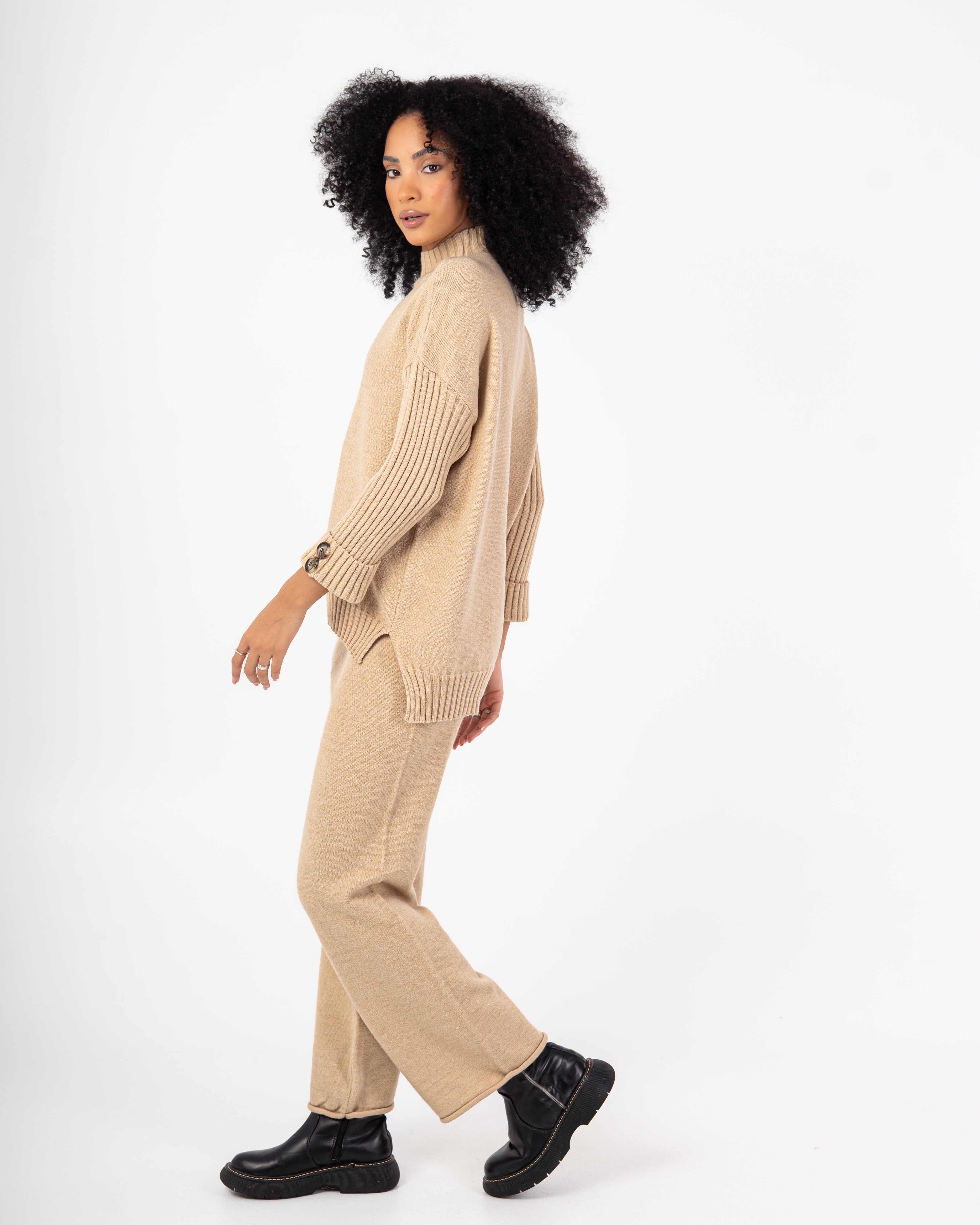 Knitwear Suit – Plain With Folded Sleeves (With Buttons)