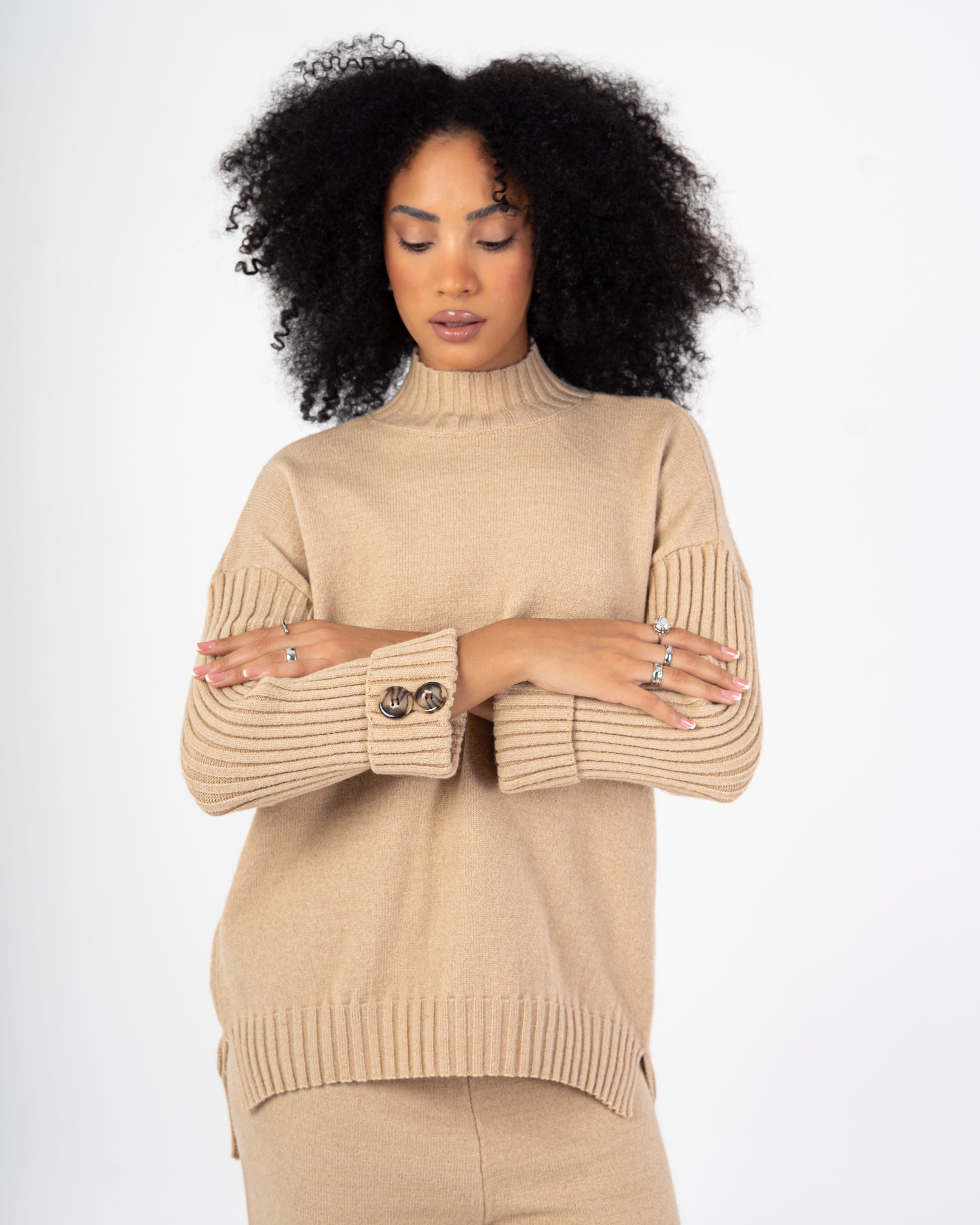 Knitwear Suit – Plain With Folded Sleeves (With Buttons)