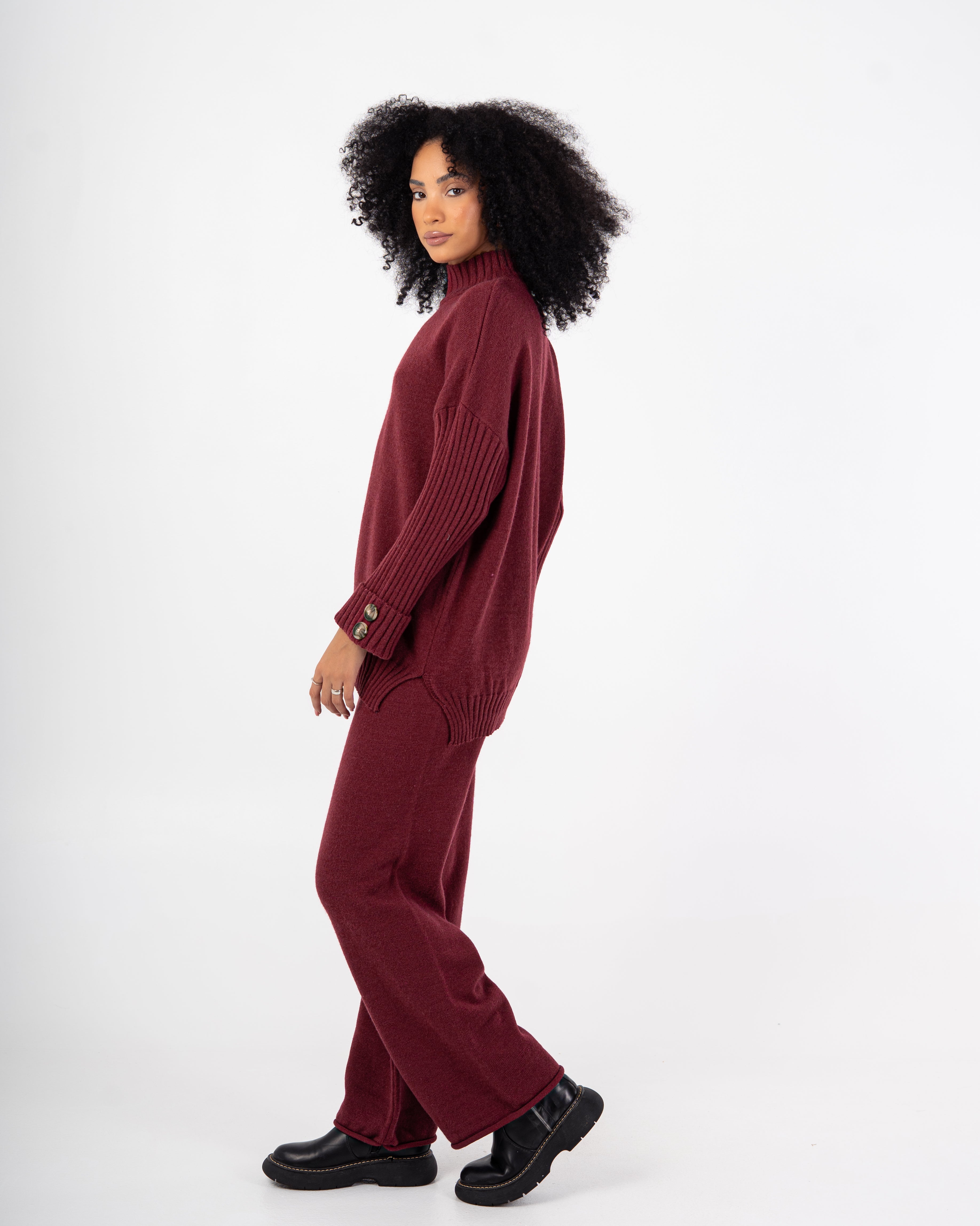 Knitwear Suit – Plain With Folded Sleeves (With Buttons)