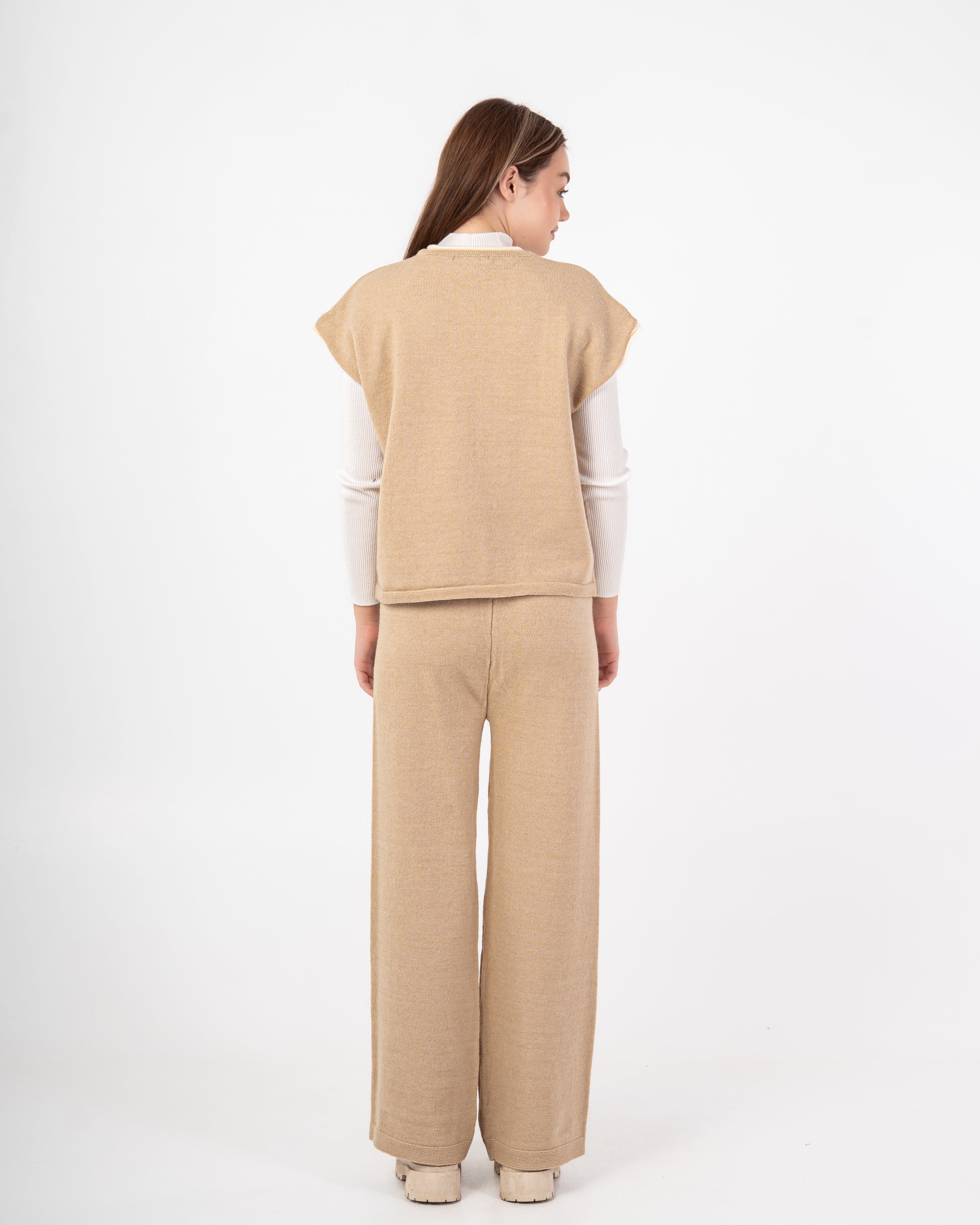 Knitwear Suit – Plain (Cut Sleeves)