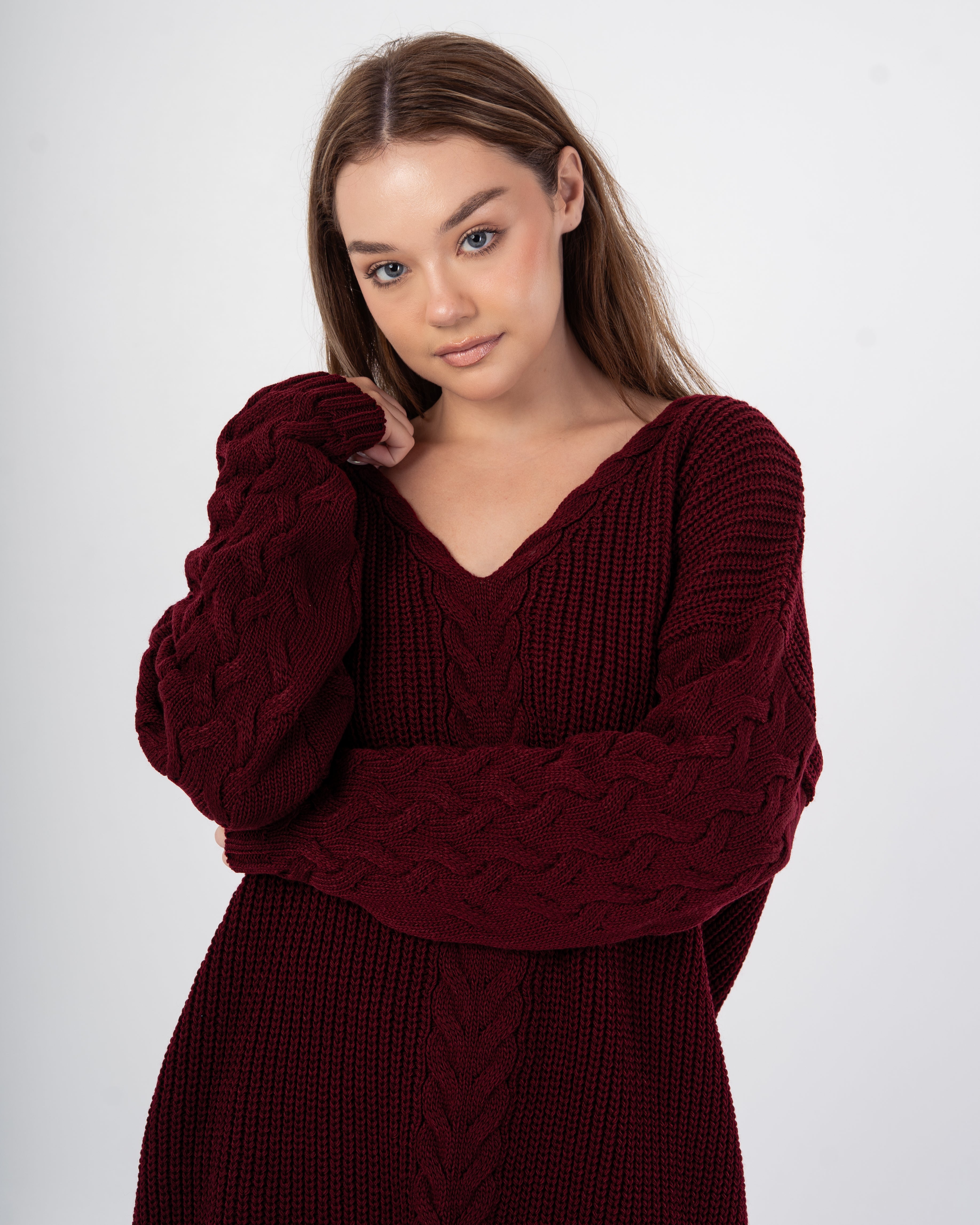 Knitwear Pullover – Long (Braided Pattern)