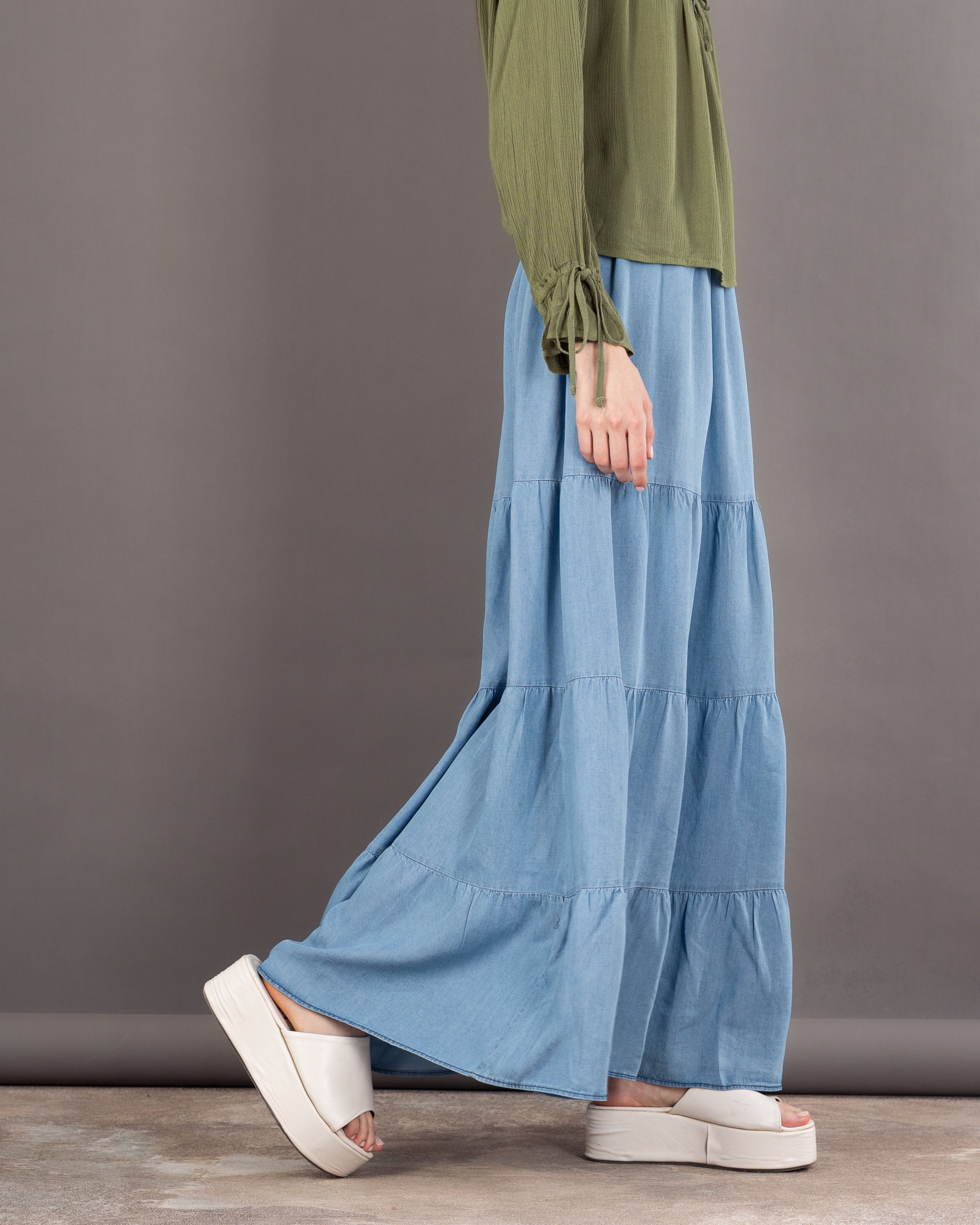 Plain Wavy - Denim Skirt