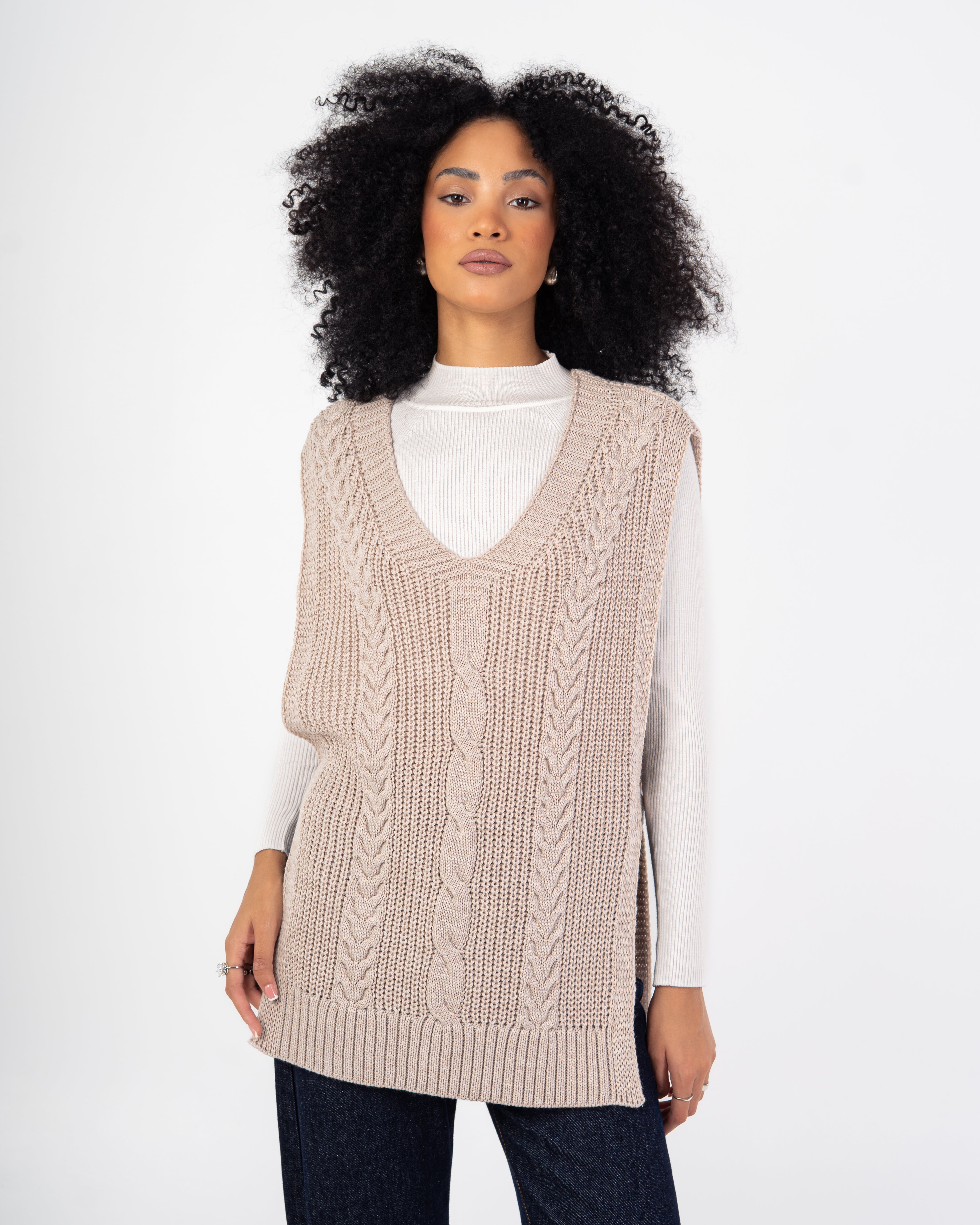 Knitwear Vest – Braided Pattern With Tie