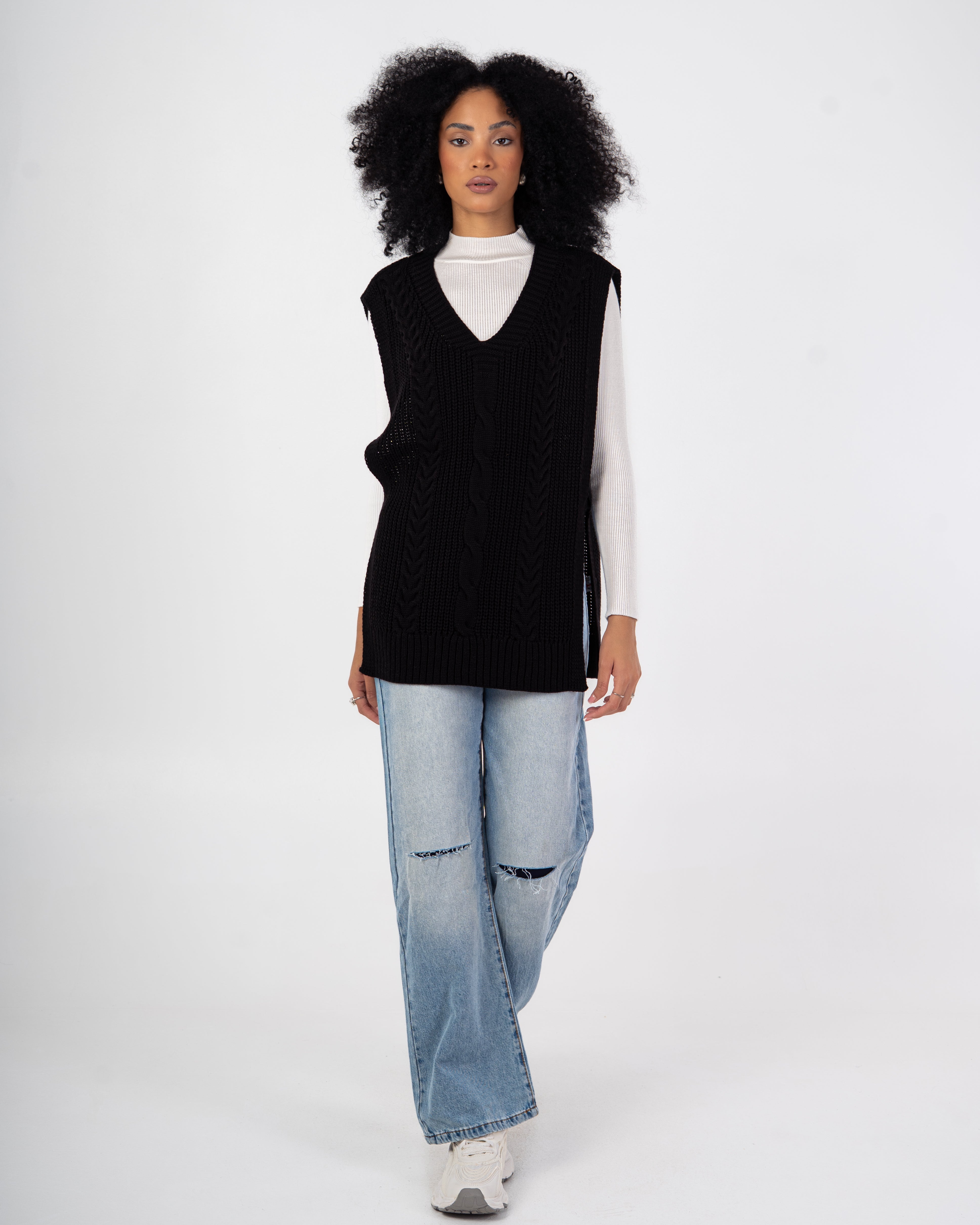 Knitwear Vest – Braided Pattern With Tie