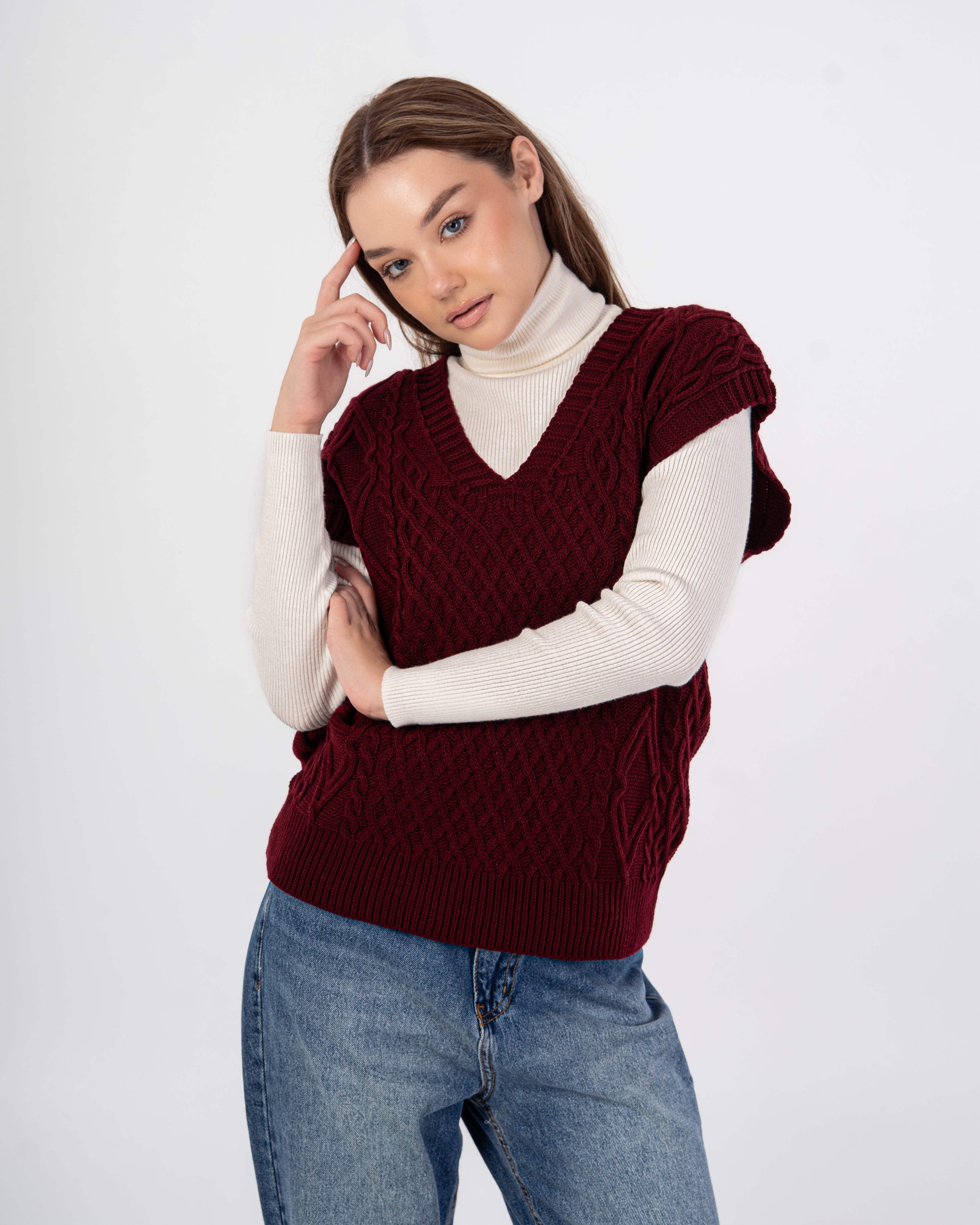 Knitwear Vest – Braided Pattern From Chest