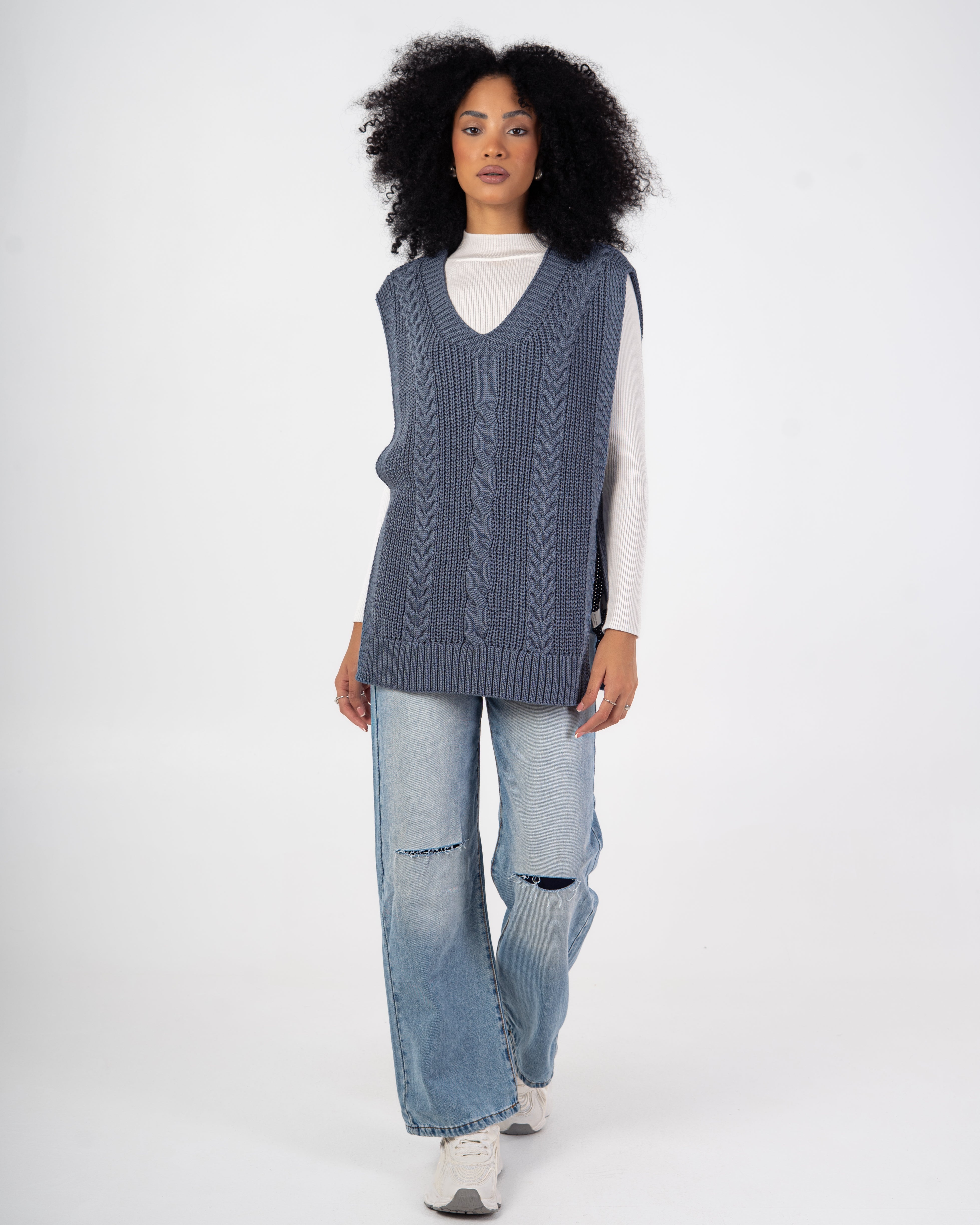 Knitwear Vest – Braided Pattern With Tie