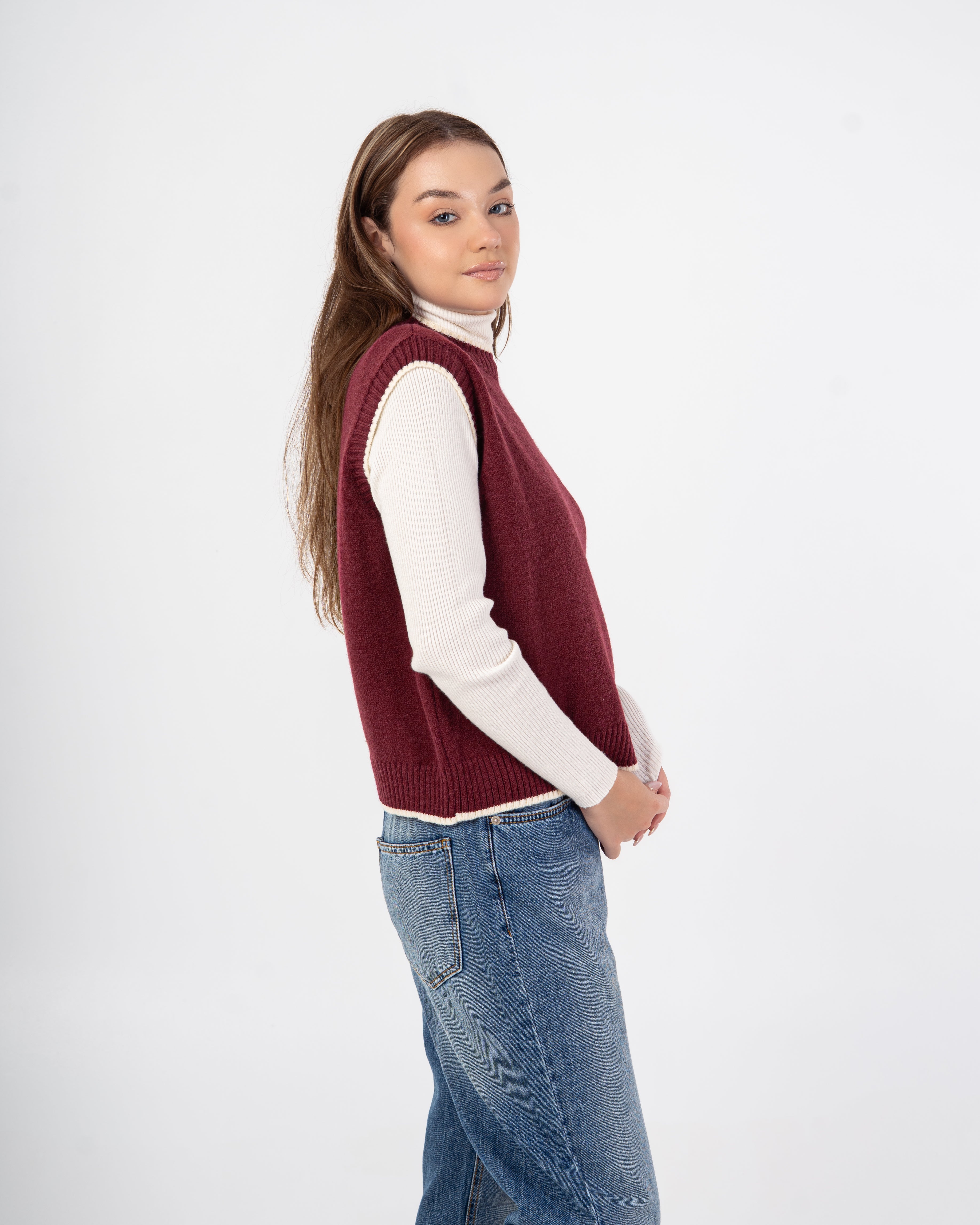 Knitwear Vest – Plain With Color Stripe