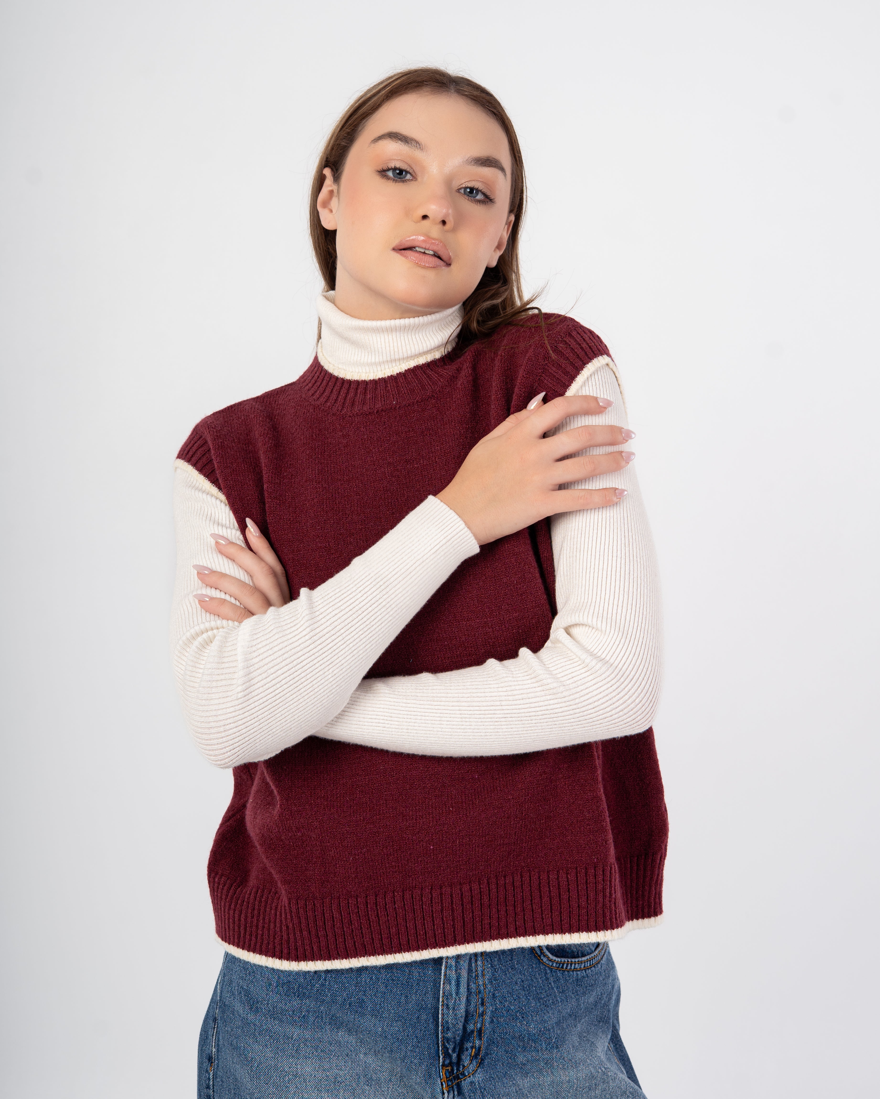Knitwear Vest – Plain With Color Stripe