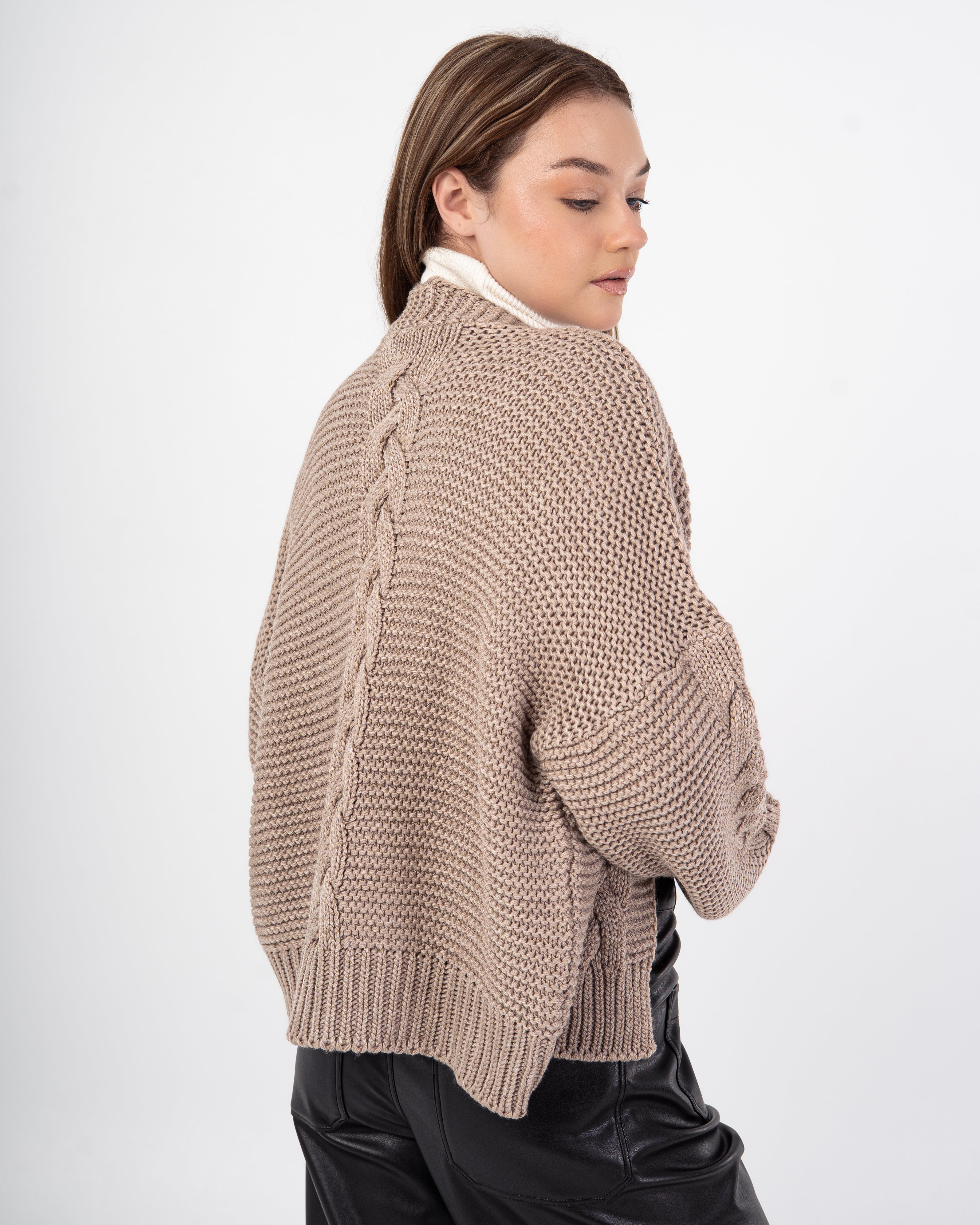 Knitwear Cardigan – Short (Plain)