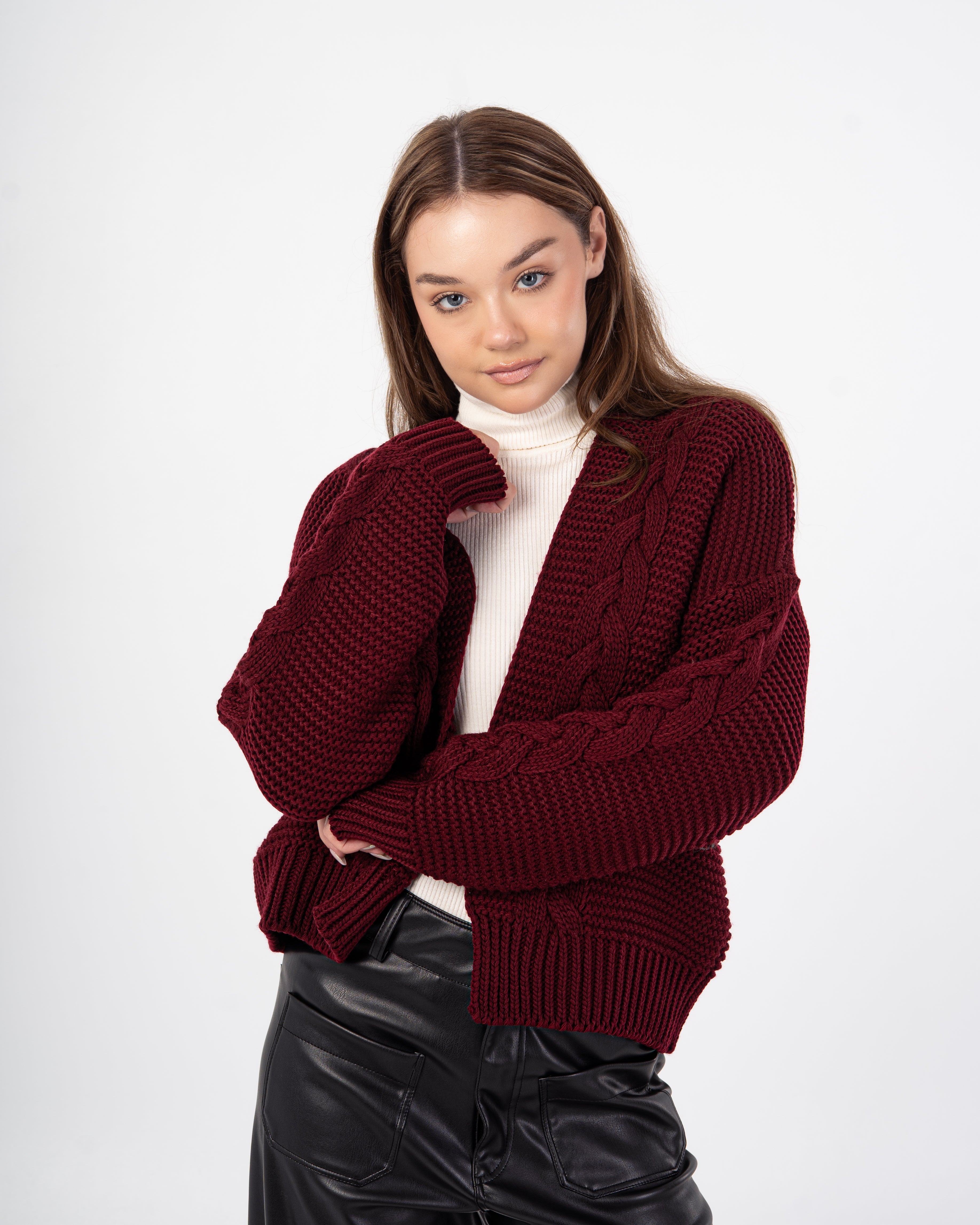 Knitwear Cardigan – Short (Plain)