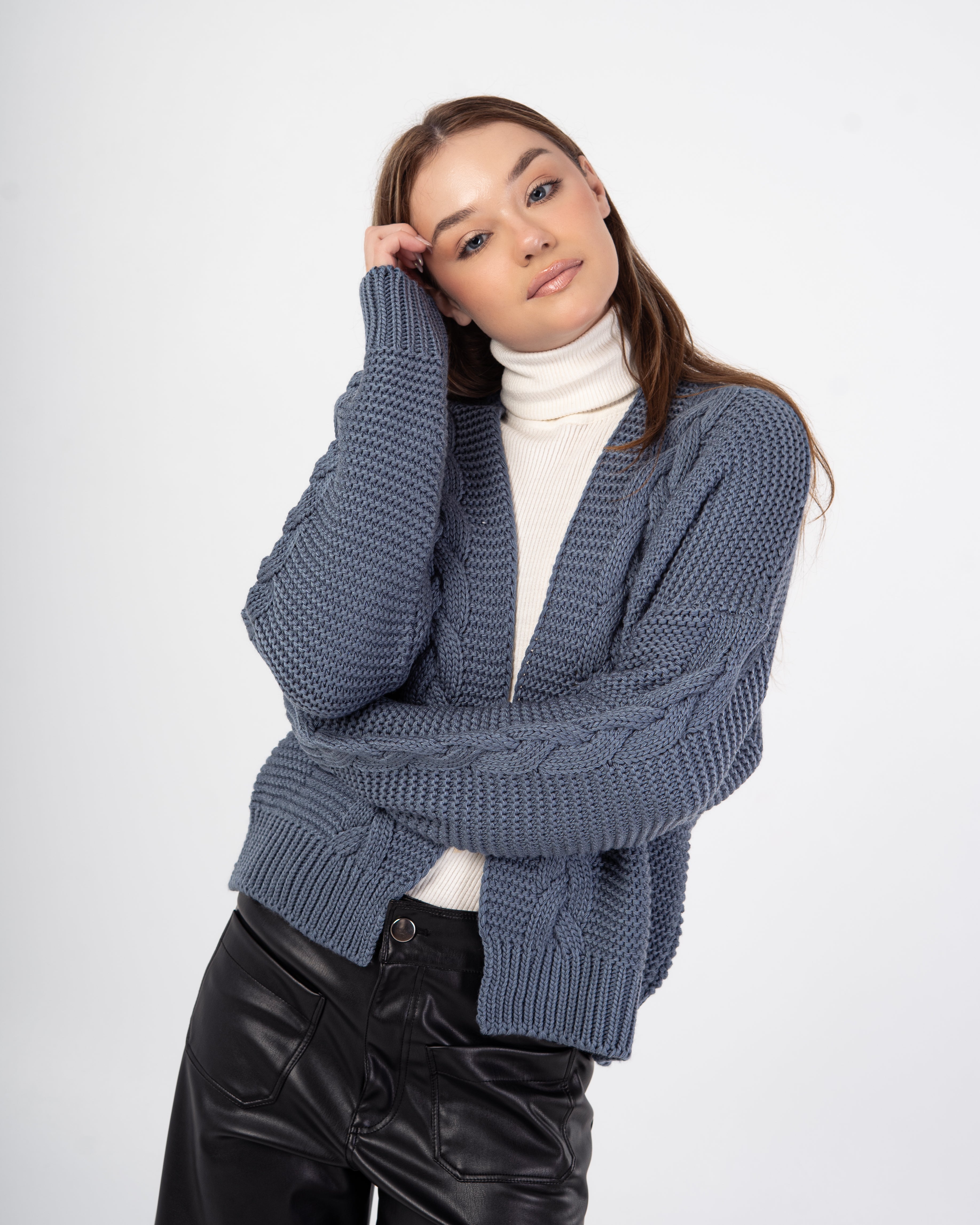 Knitwear Cardigan – Short (Plain)
