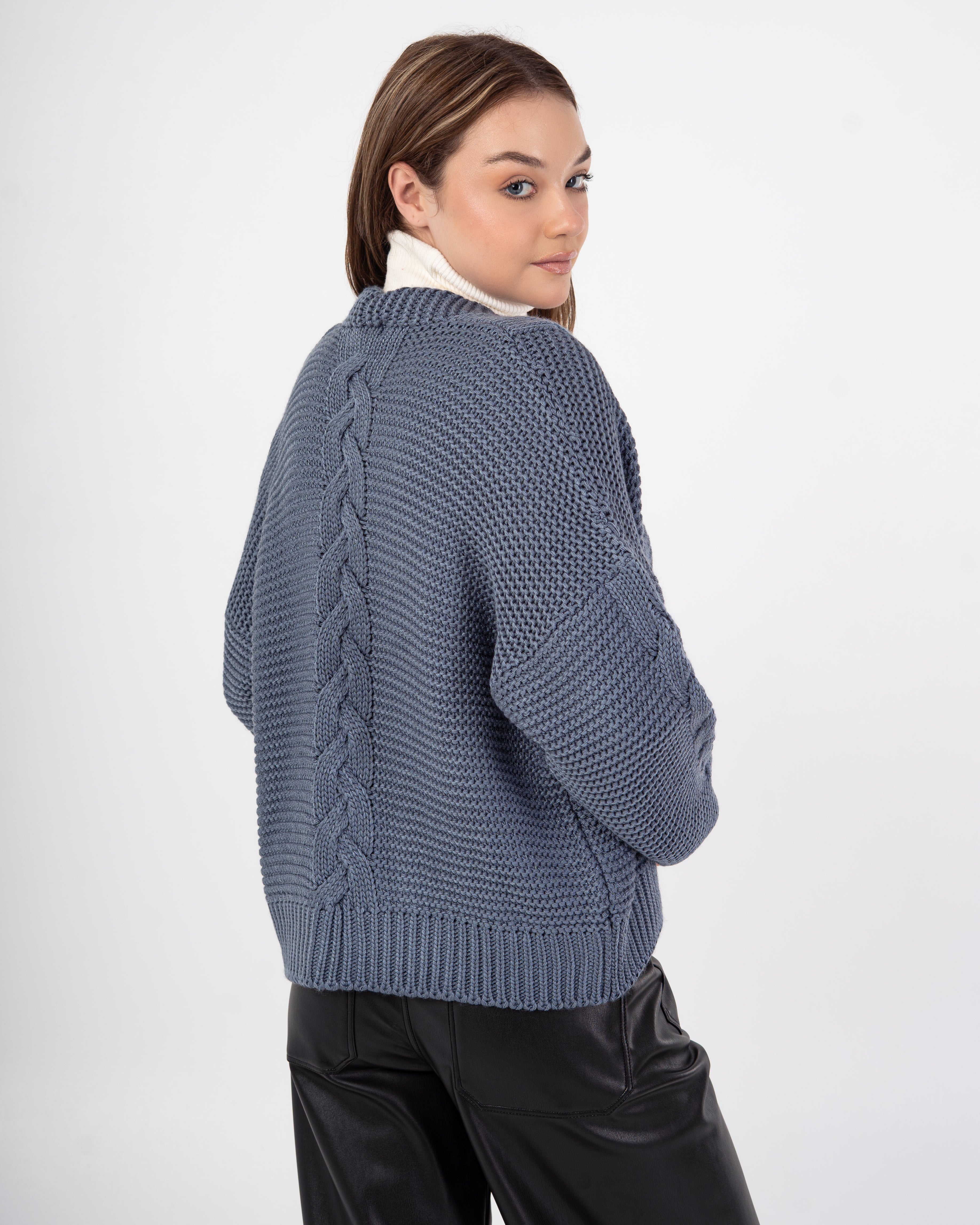 Knitwear Cardigan – Short (Plain)