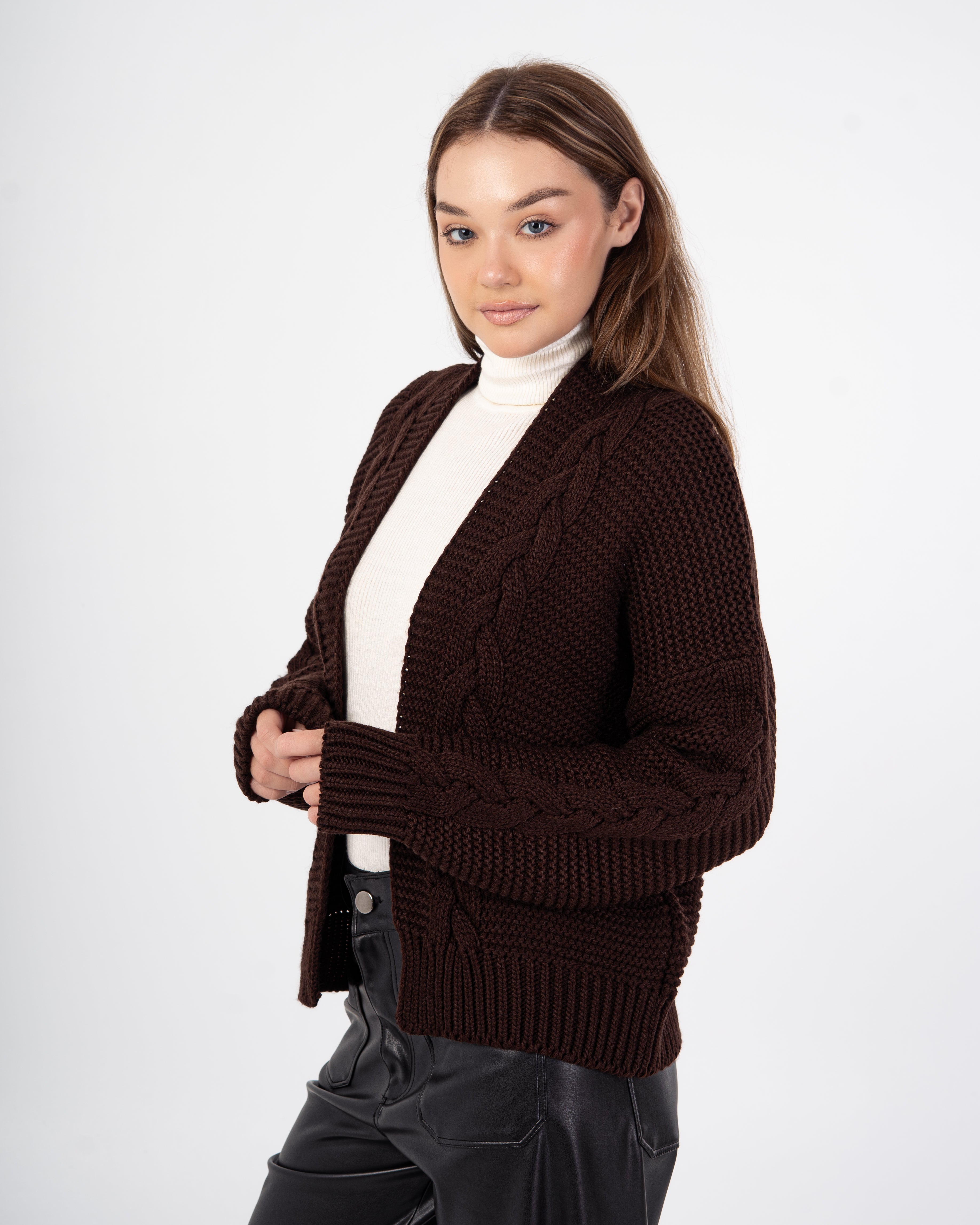 Knitwear Cardigan – Short (Plain)