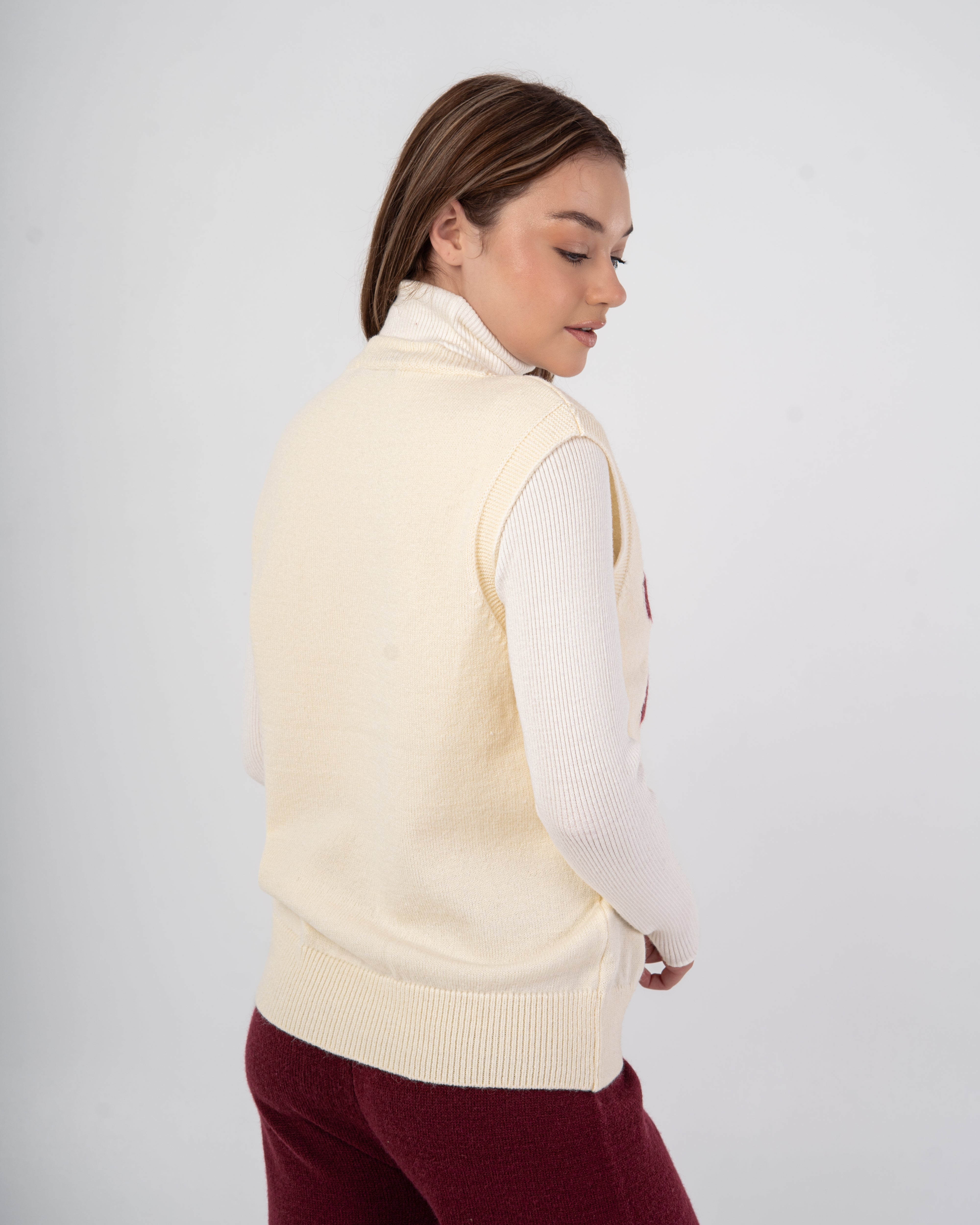 سترة محبوكة – فيونكة صدر