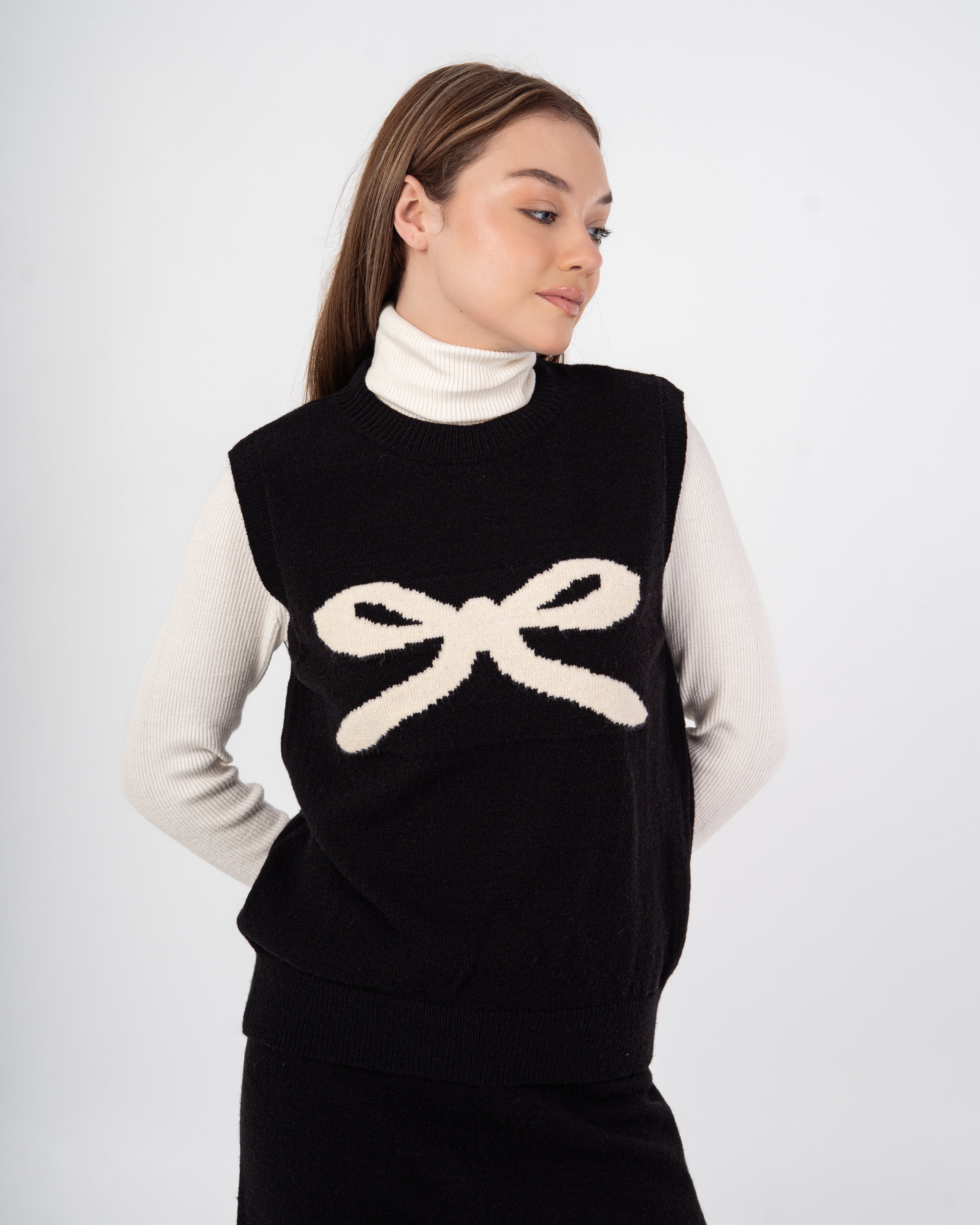 سترة محبوكة – فيونكة صدر