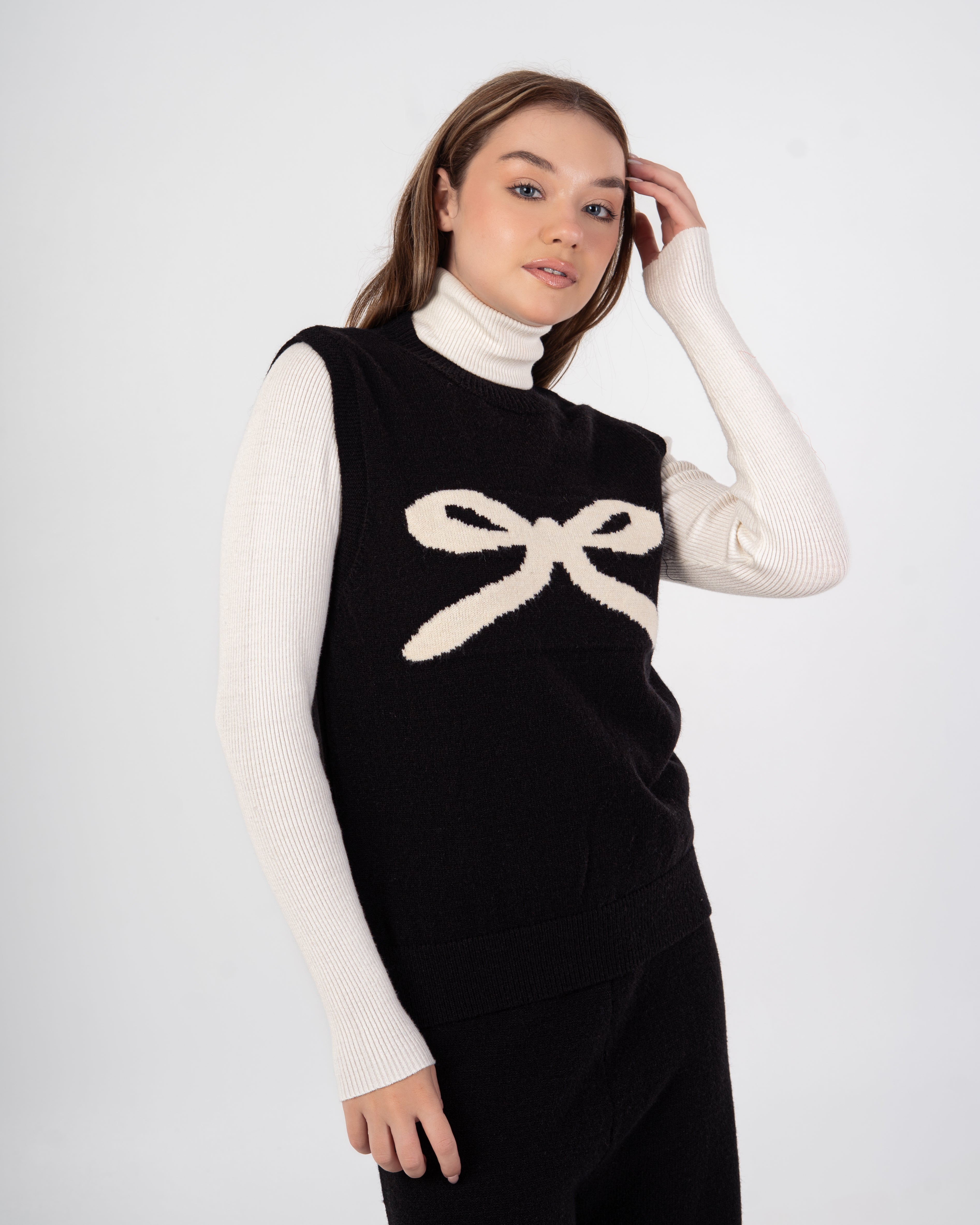 سترة محبوكة – فيونكة صدر