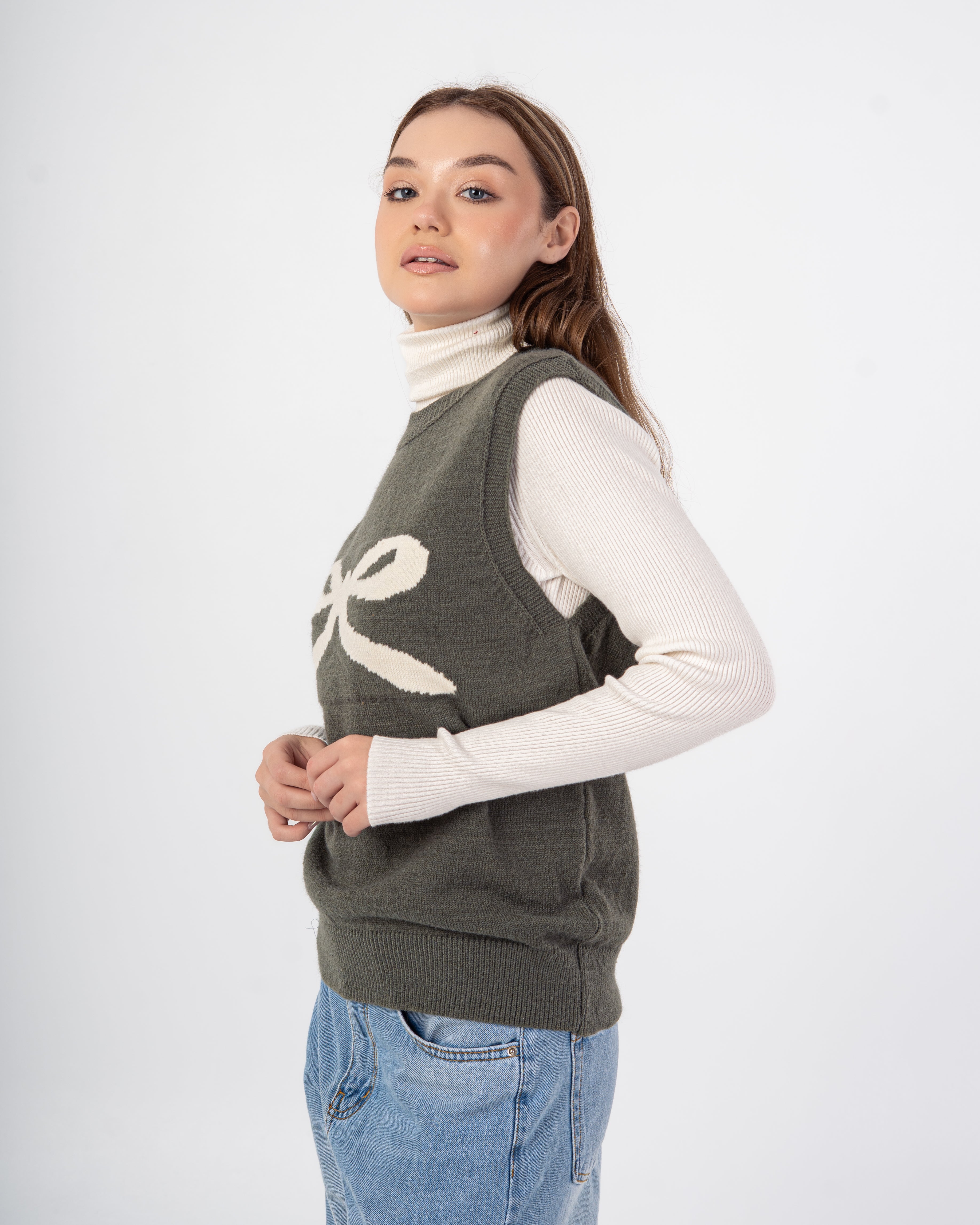 سترة محبوكة – فيونكة صدر