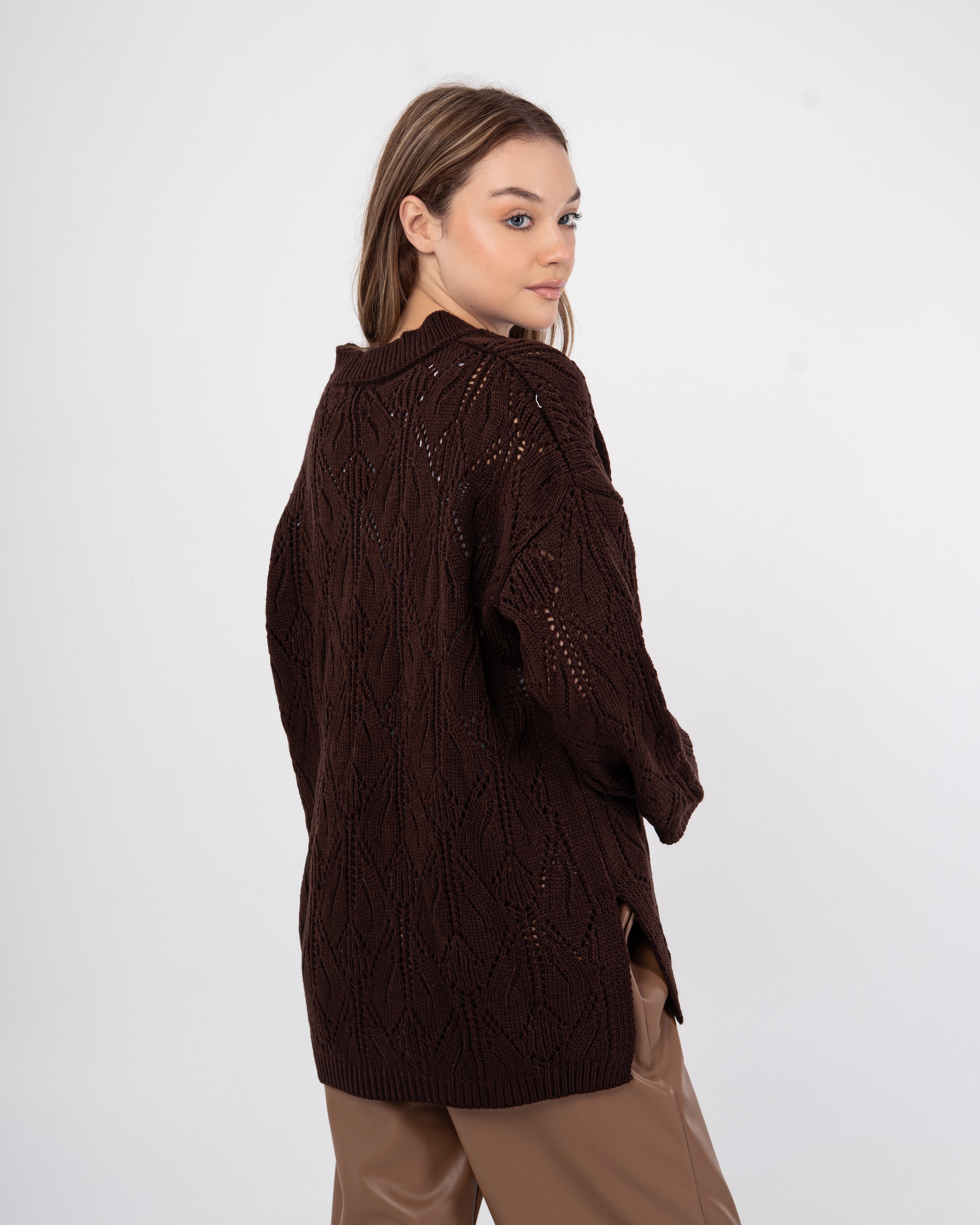 Knitwear Pullover – With Neck Tie