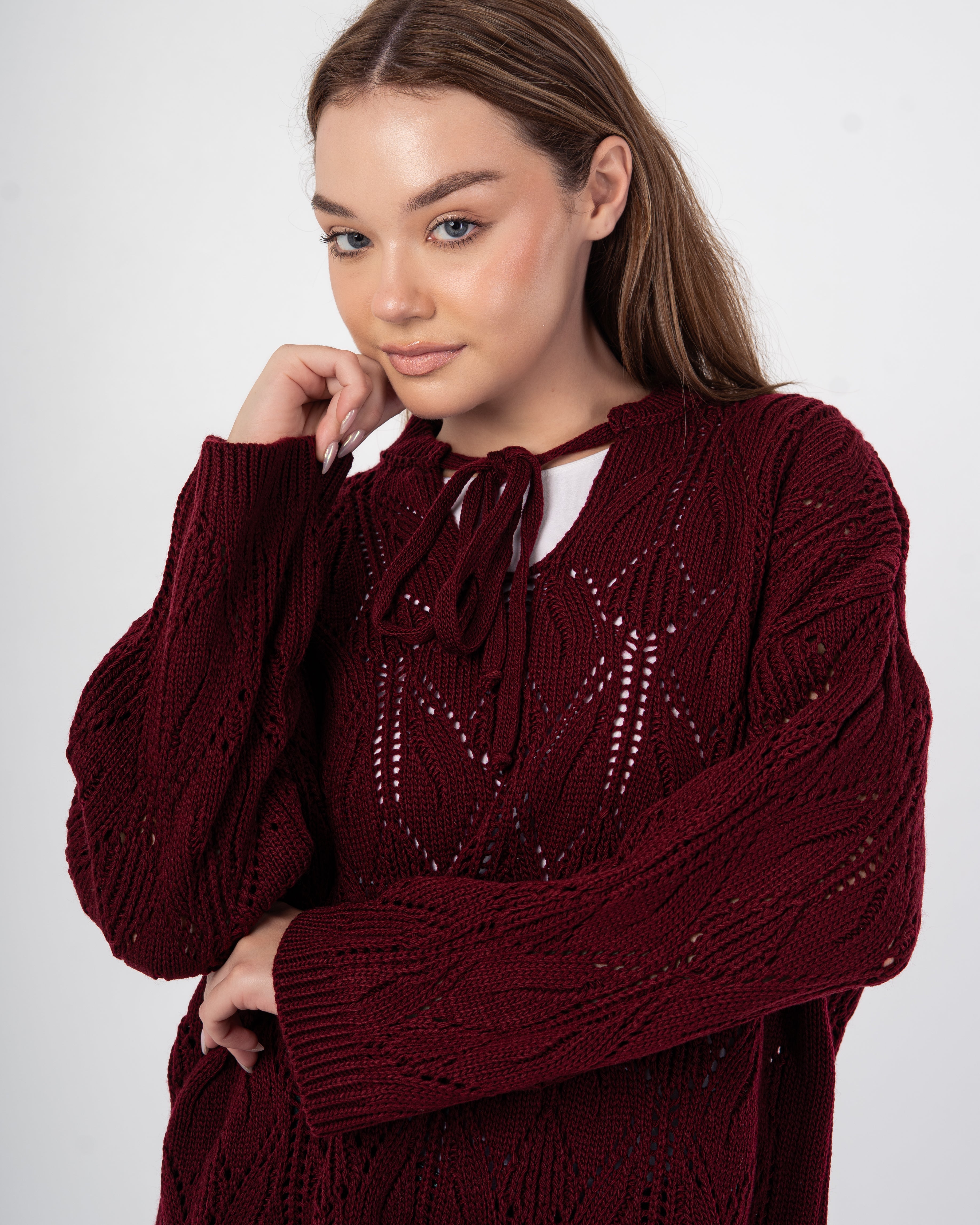 Knitwear Pullover – With Neck Tie