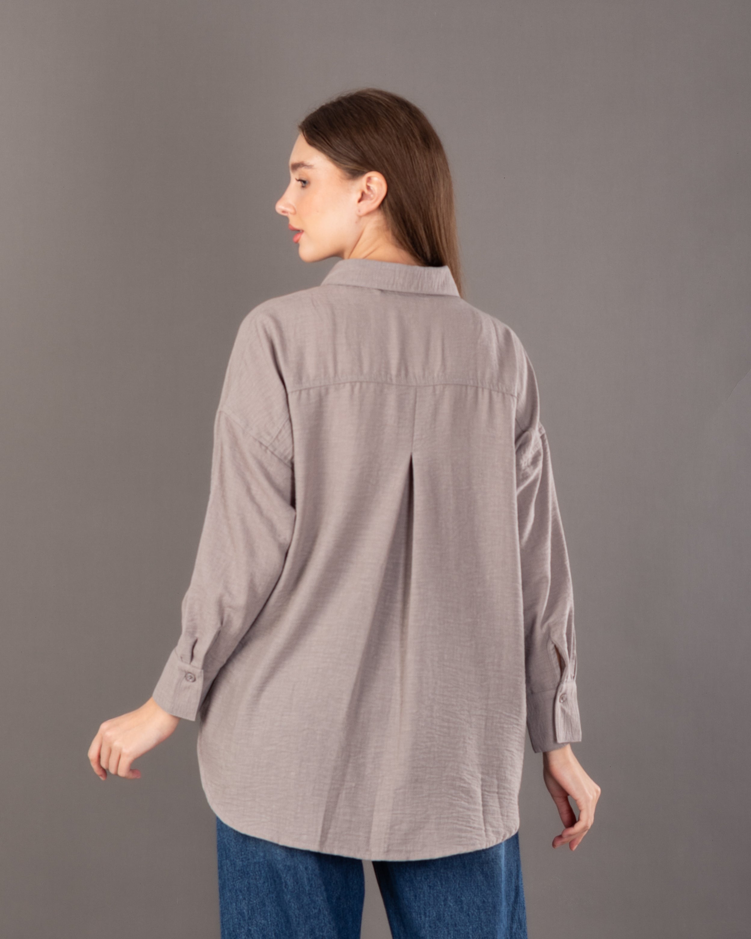 قميص كتان سادة - بجيب صدر كبير