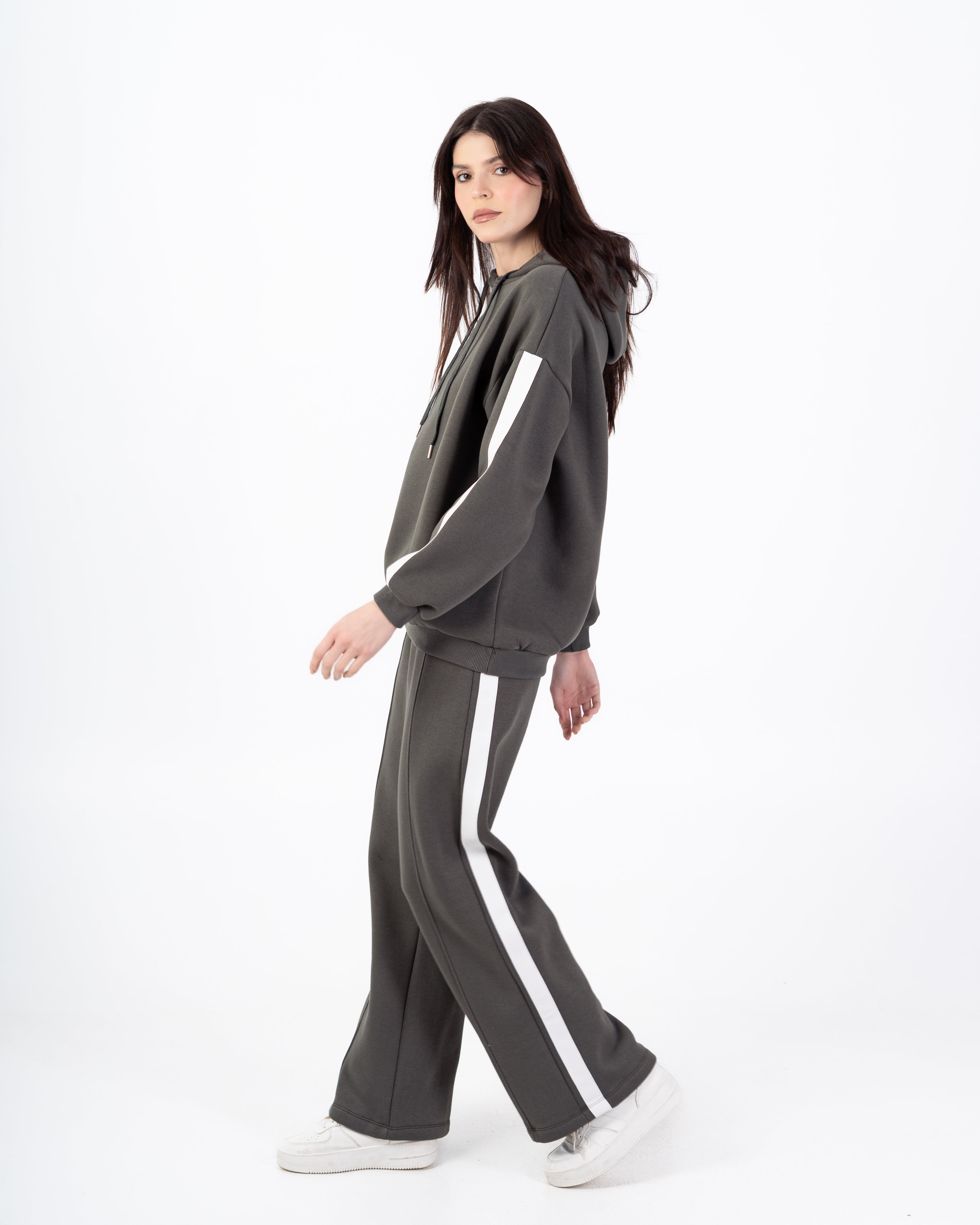 Plain Sweatshirt – (Arm-Length Stripe)