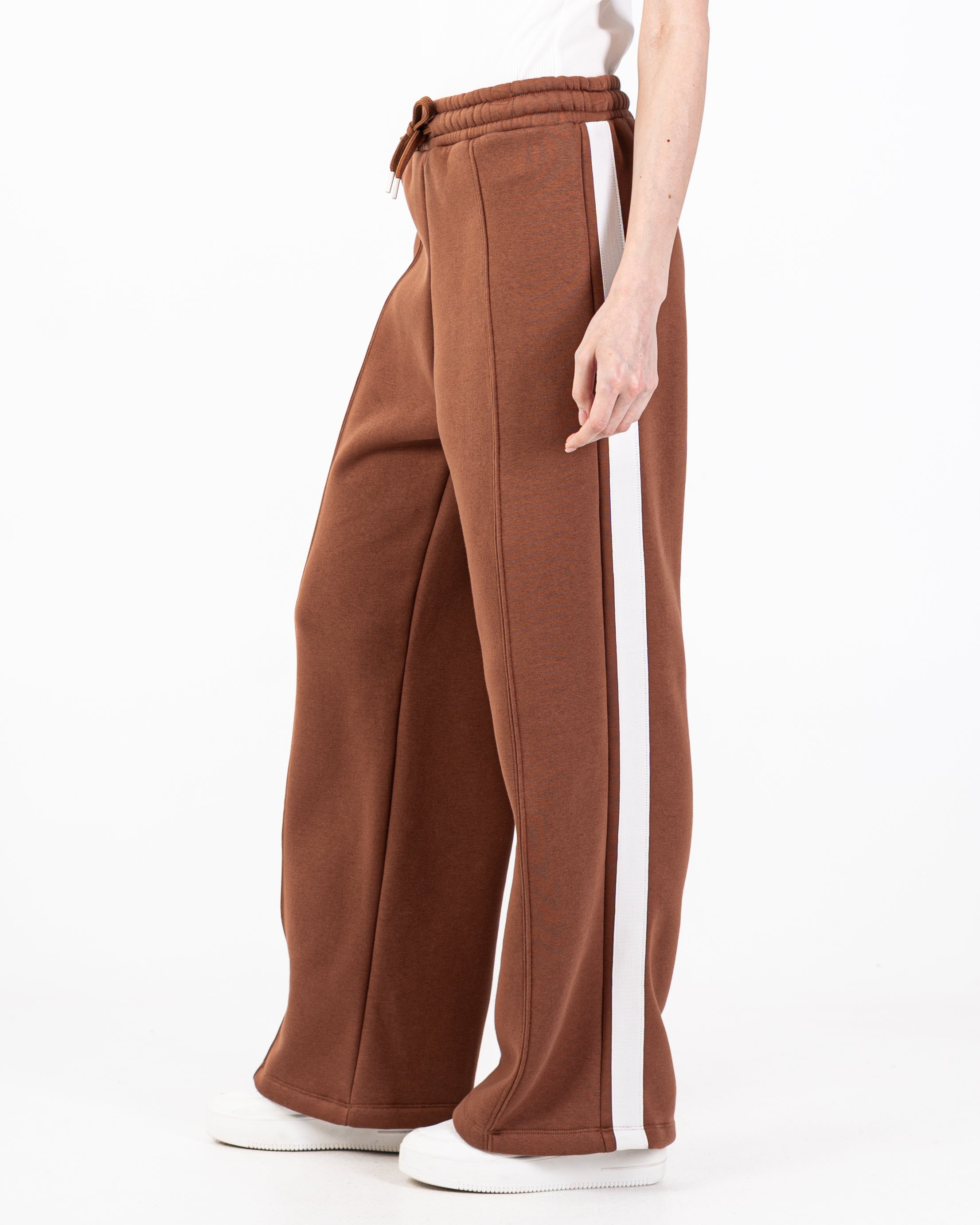 بنطلون ميلتون – مخطط جانبي