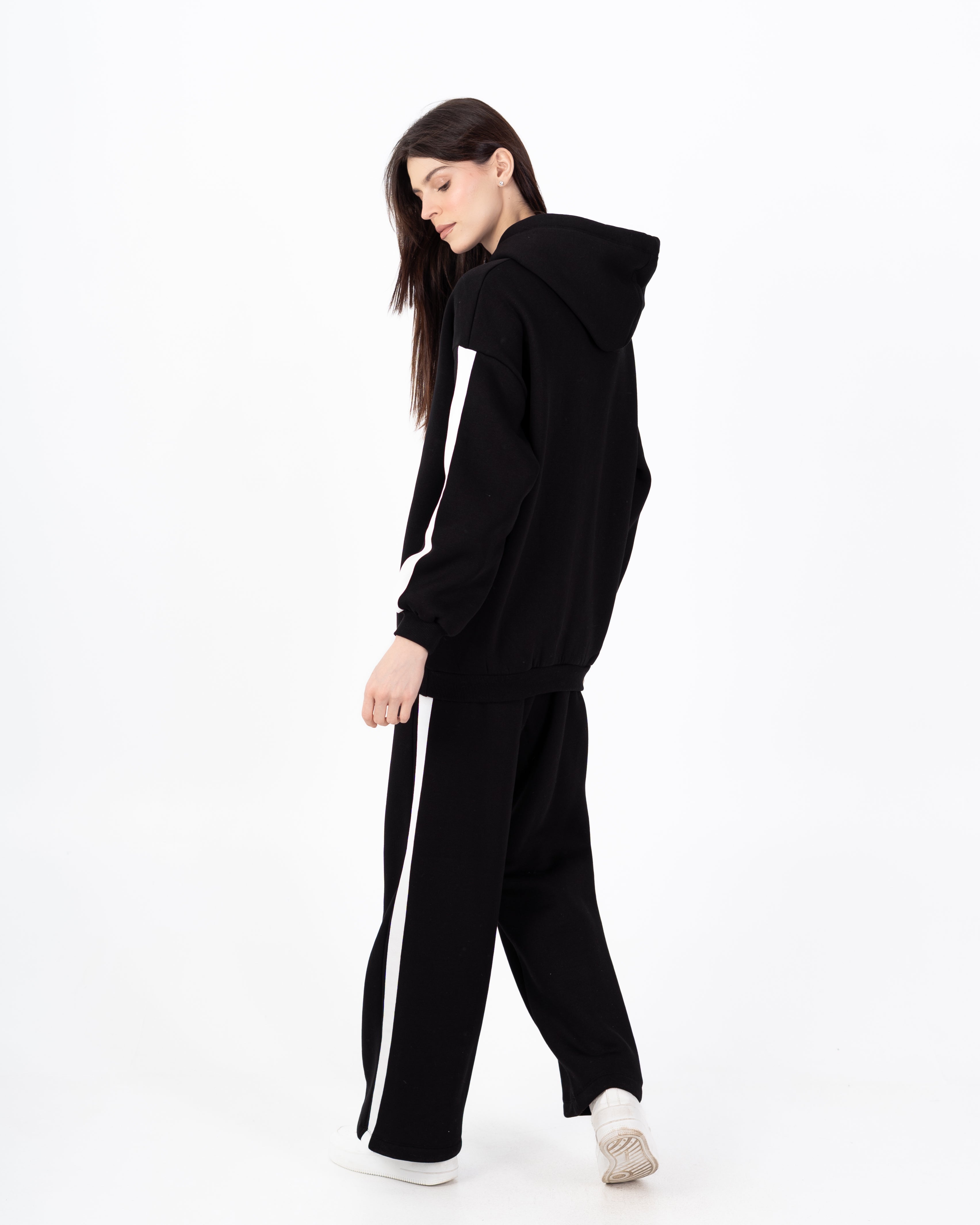 Plain Sweatshirt – (Arm-Length Stripe)