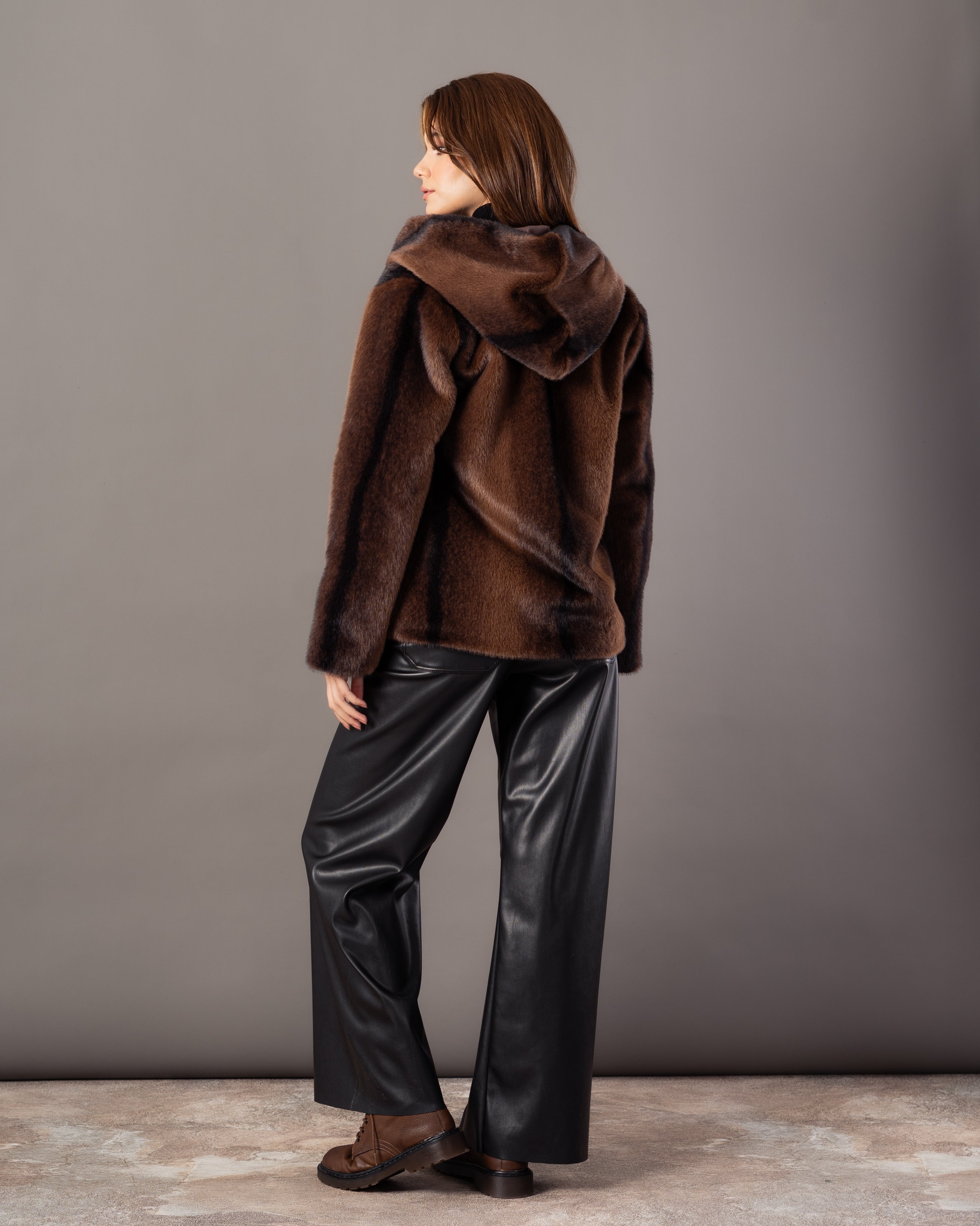 Fur Jacket – Hooded (Zipper, Soft Fur)