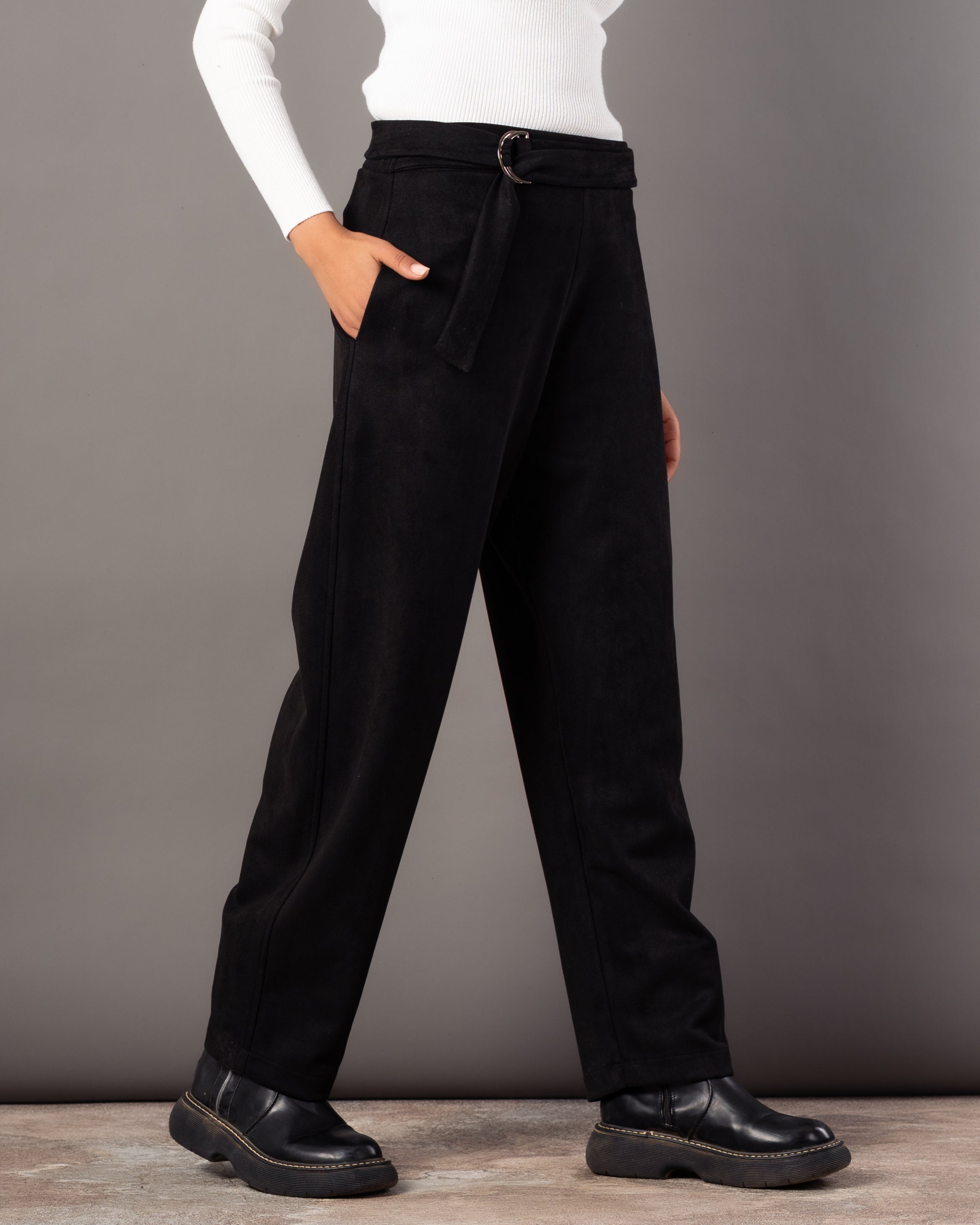 Plain Trouser – With Belt (Boyfriend Fit)